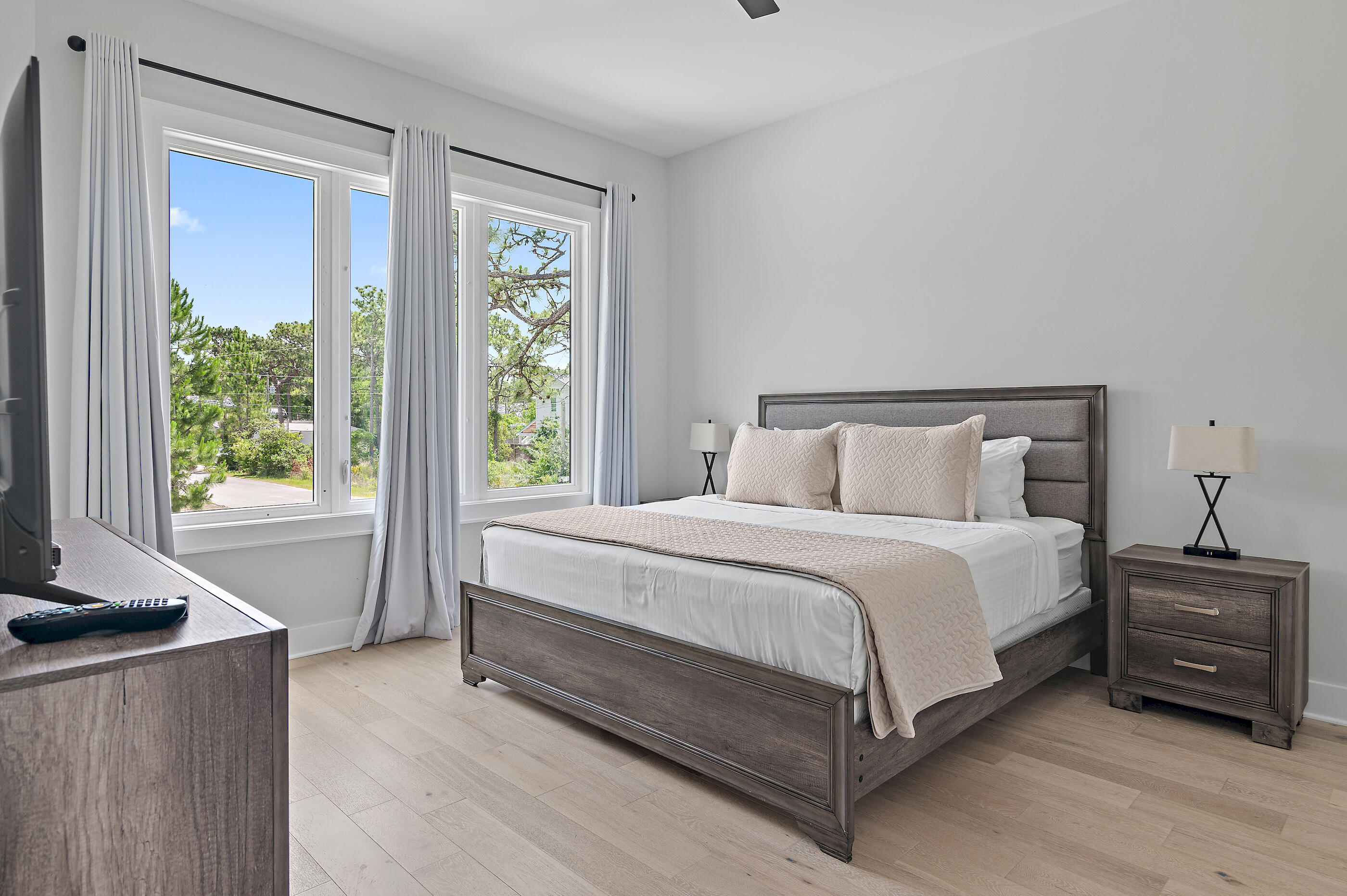 GULF SHORE MANOR - Residential