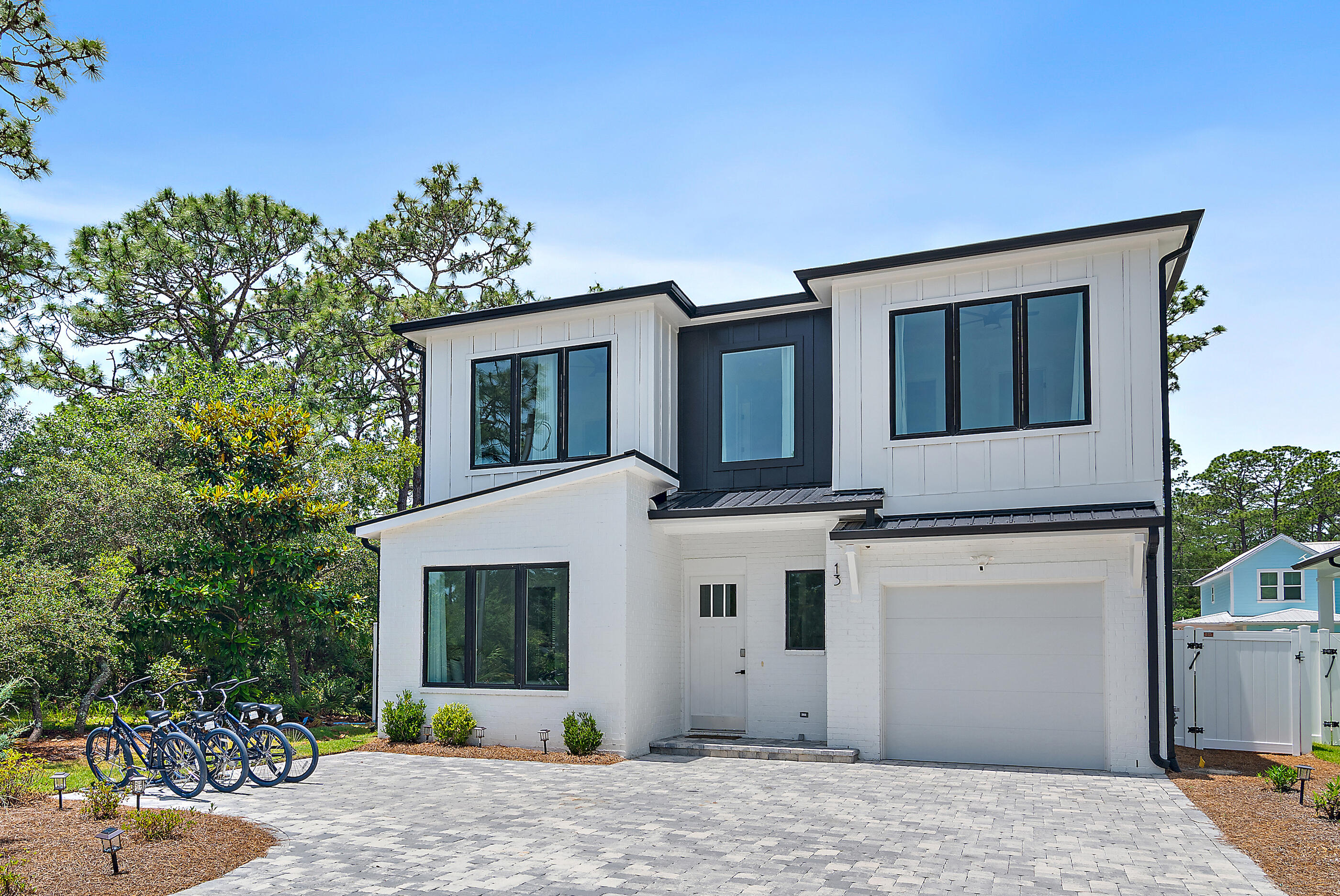 GULF SHORE MANOR - Residential