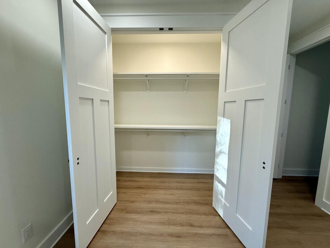 HIDDEN SPRINGS - Residential