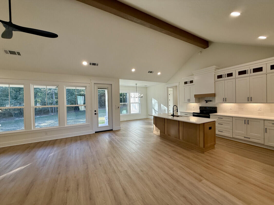 HIDDEN SPRINGS - Residential