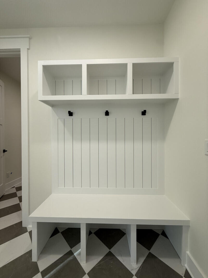 HIDDEN SPRINGS - Residential