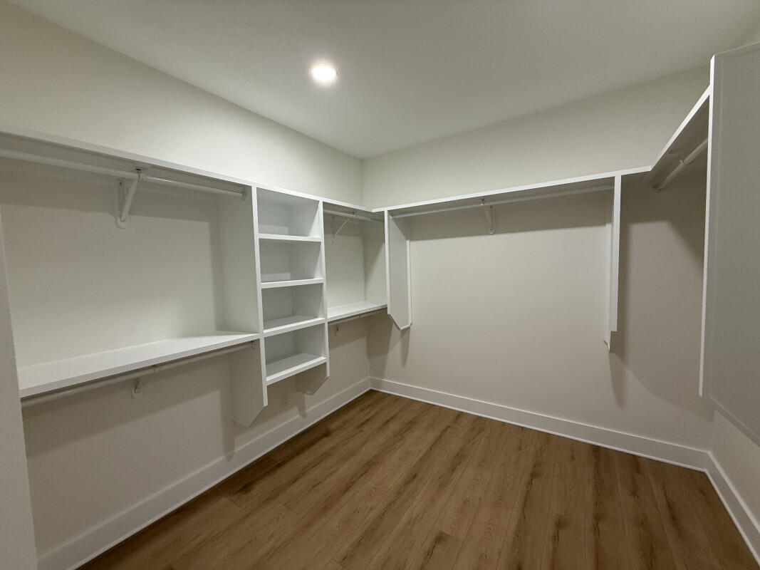 HIDDEN SPRINGS - Residential