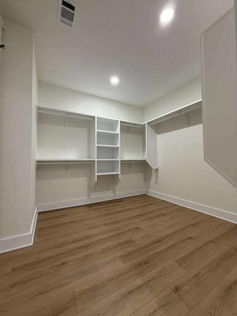 HIDDEN SPRINGS - Residential