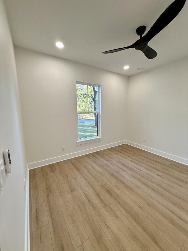 HIDDEN SPRINGS - Residential