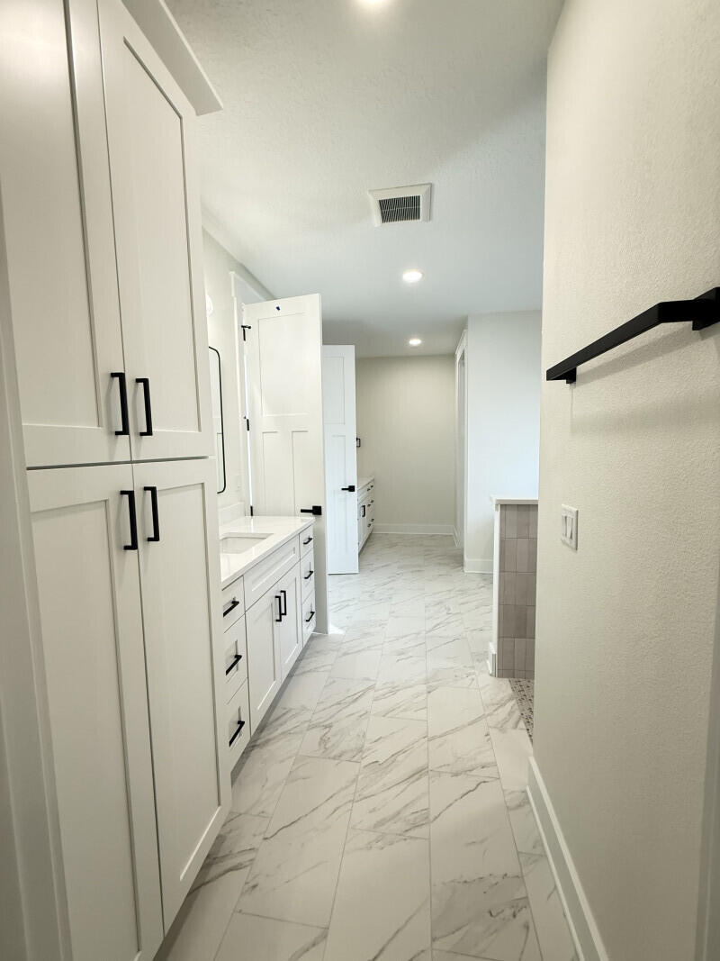 HIDDEN SPRINGS - Residential