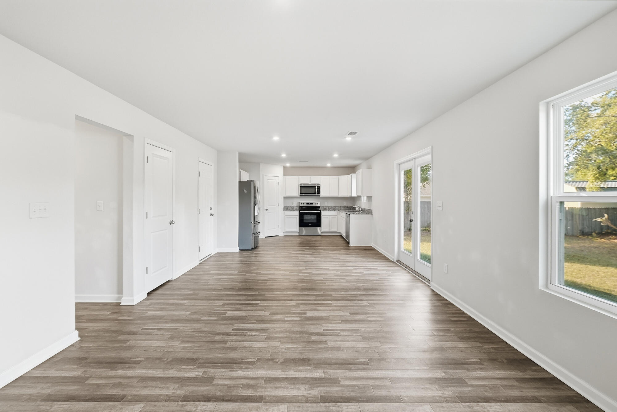 MAGNOLIA LAKE ESTATES PH 2 - Residential