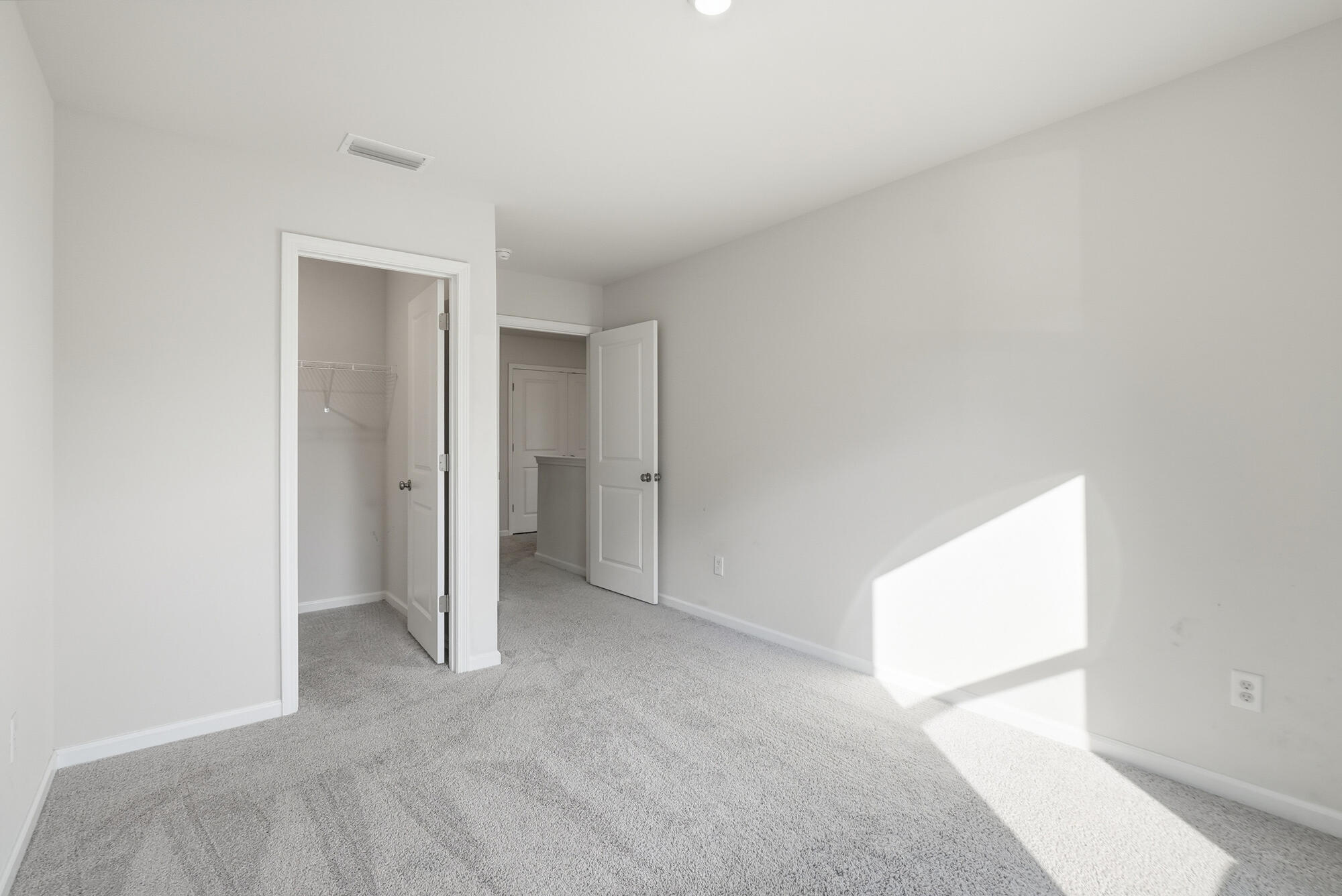 MAGNOLIA LAKE ESTATES PH 2 - Residential