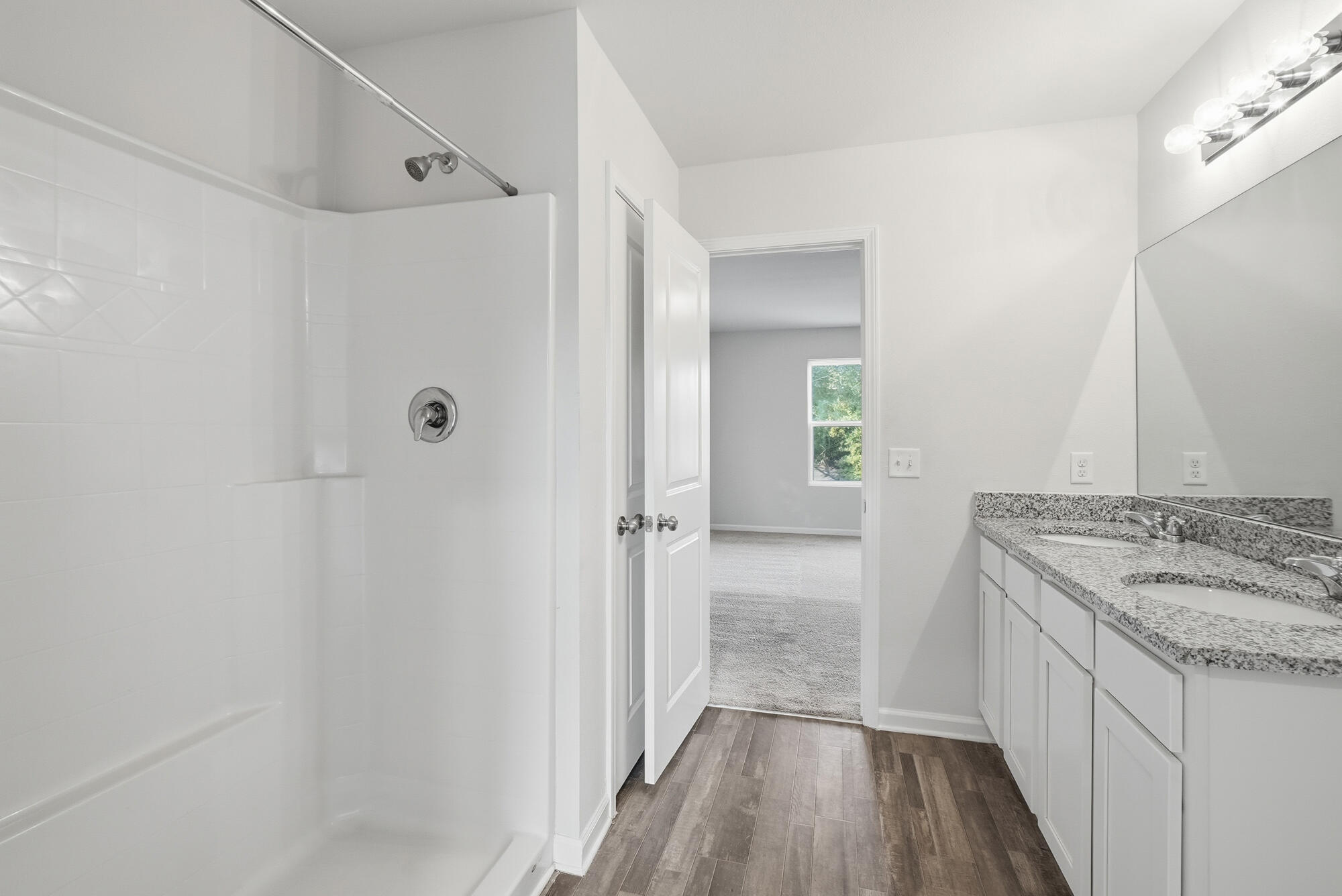 MAGNOLIA LAKE ESTATES PH 2 - Residential