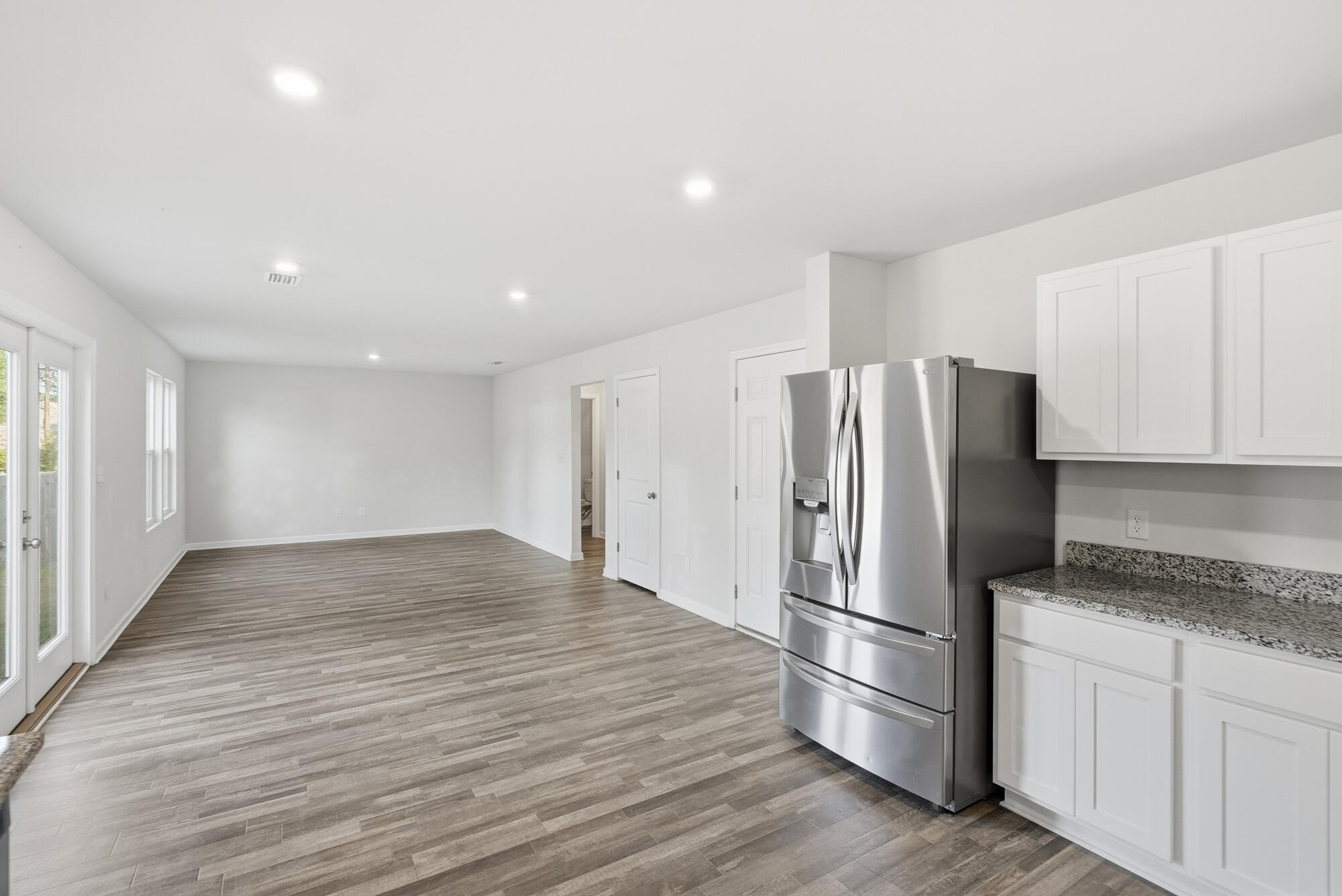 MAGNOLIA LAKE ESTATES PH 2 - Residential