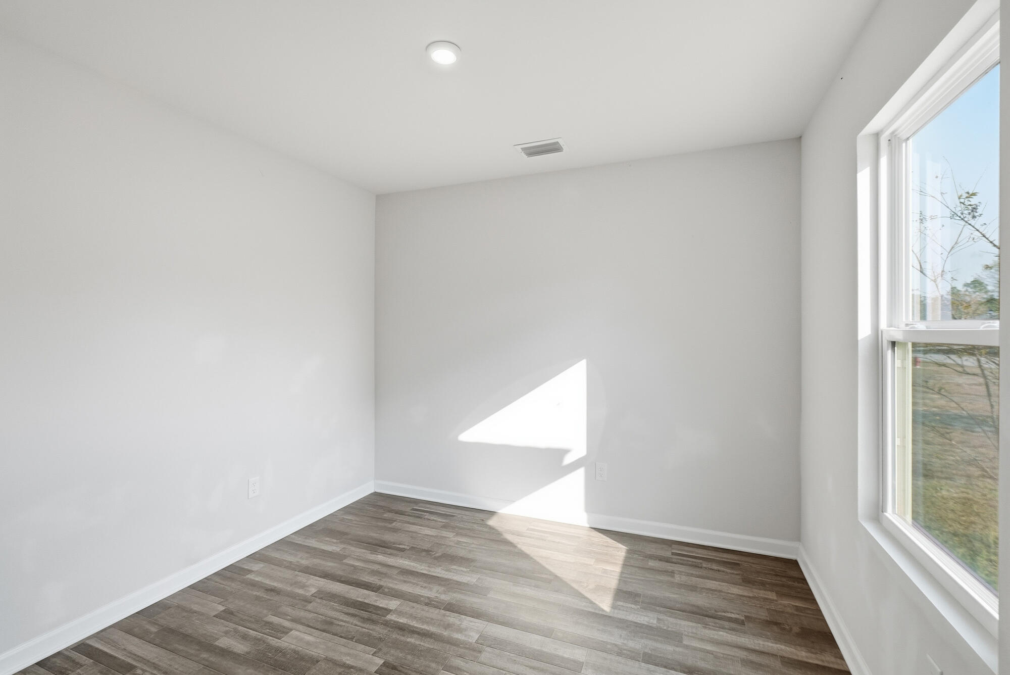 MAGNOLIA LAKE ESTATES PH 2 - Residential