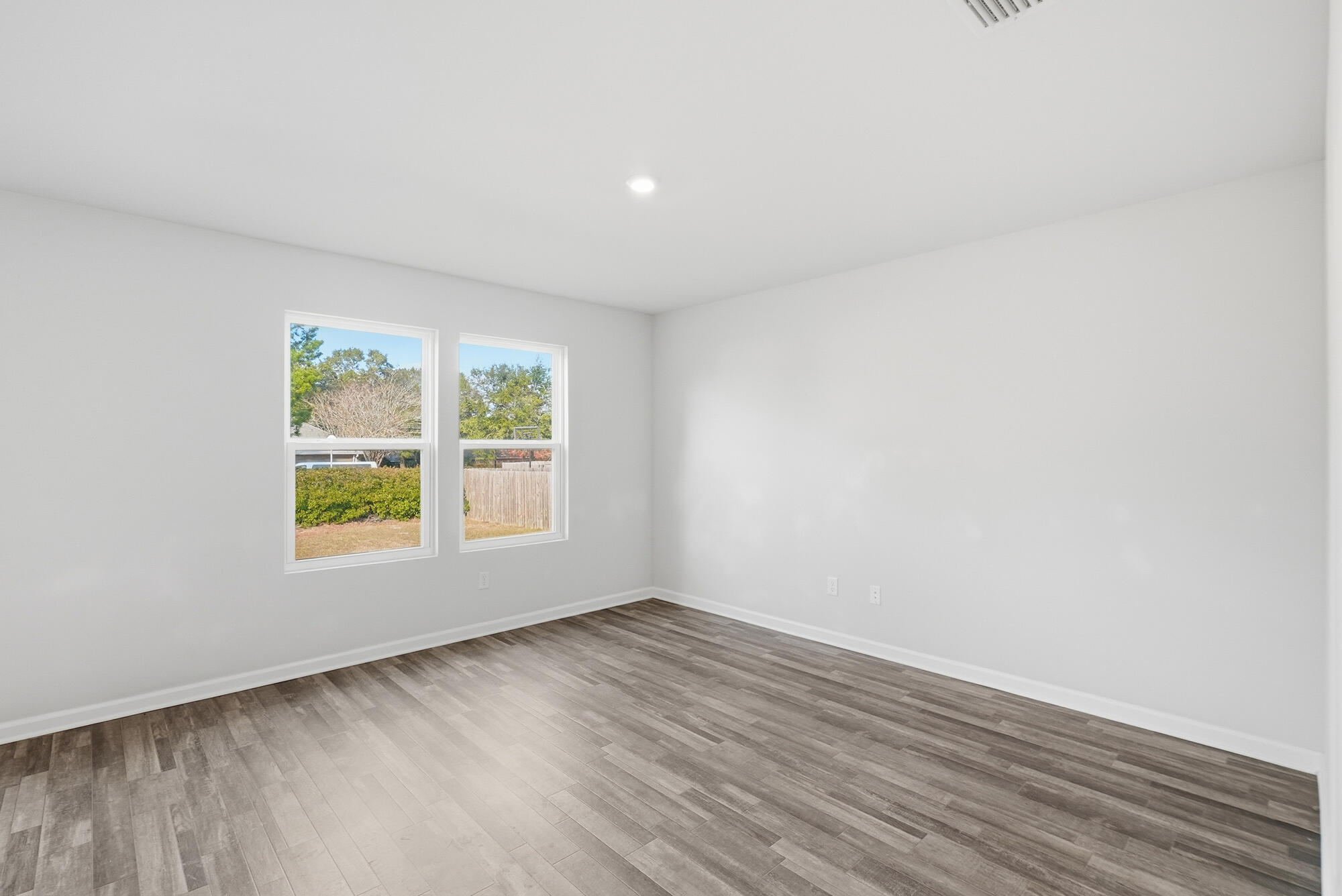 MAGNOLIA LAKE ESTATES PH 2 - Residential