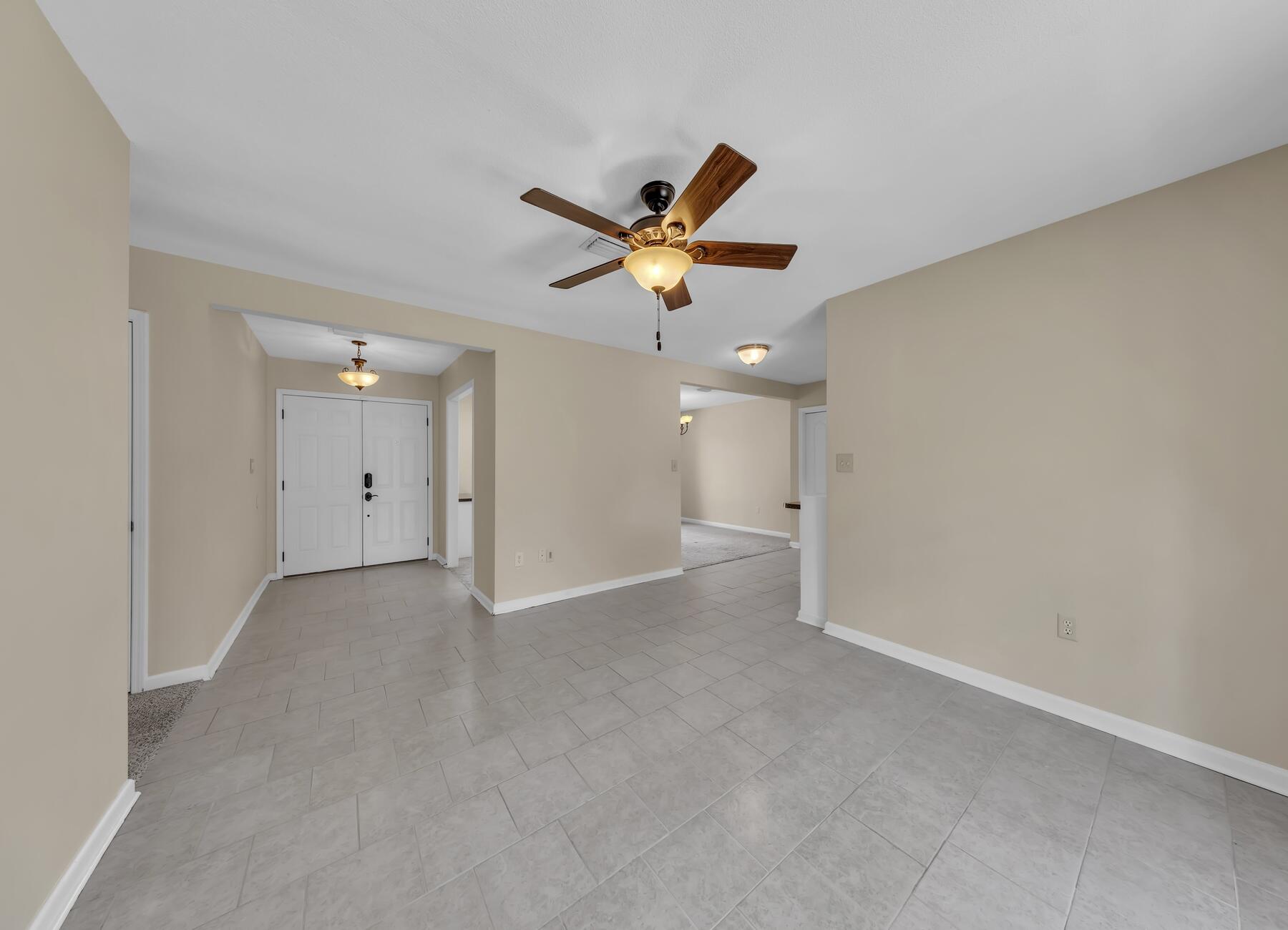 COLONY ESTATES 3RD ADDN - Residential Lease