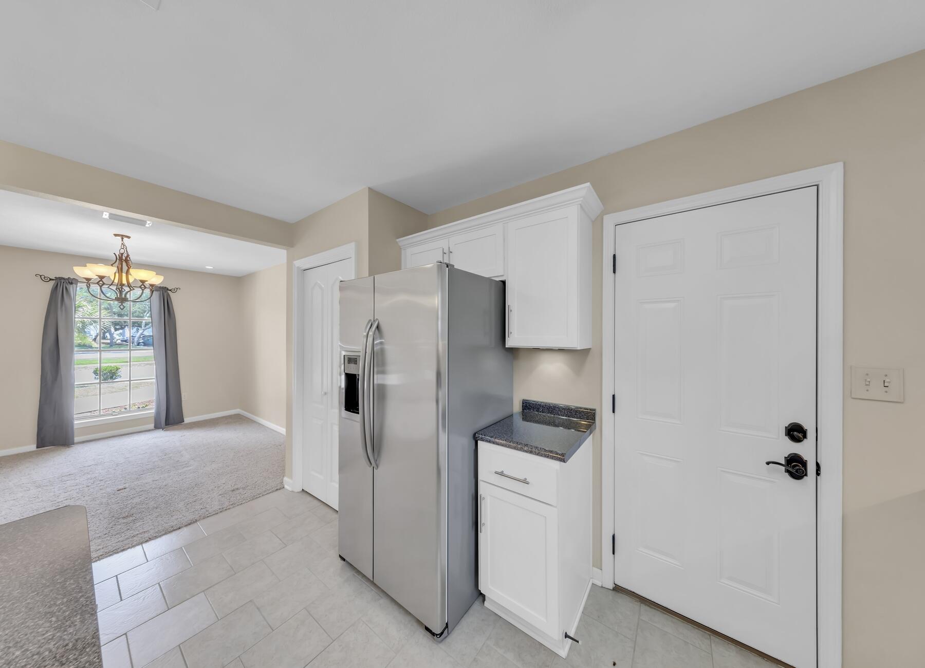 COLONY ESTATES 3RD ADDN - Residential Lease