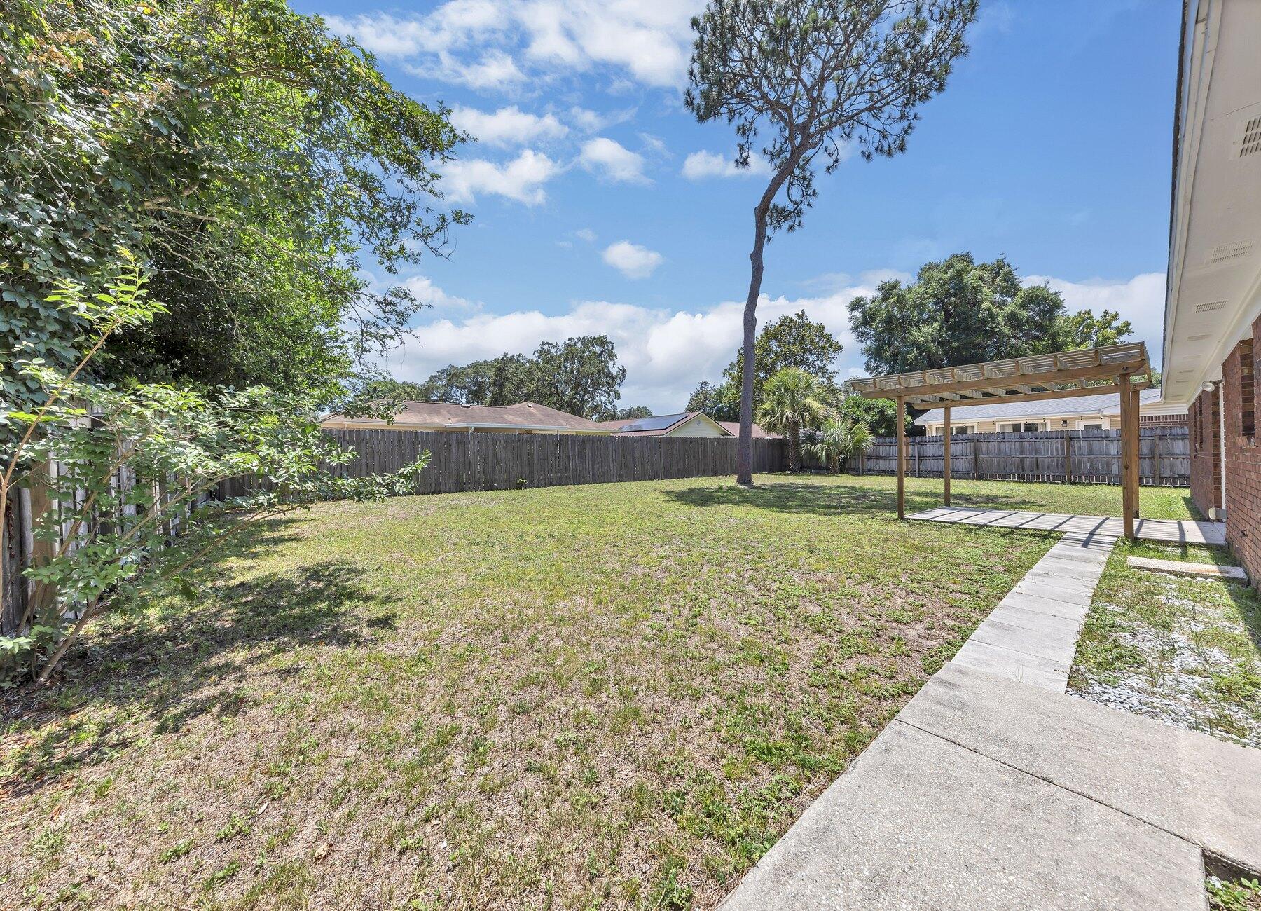 COLONY ESTATES 3RD ADDN - Residential Lease