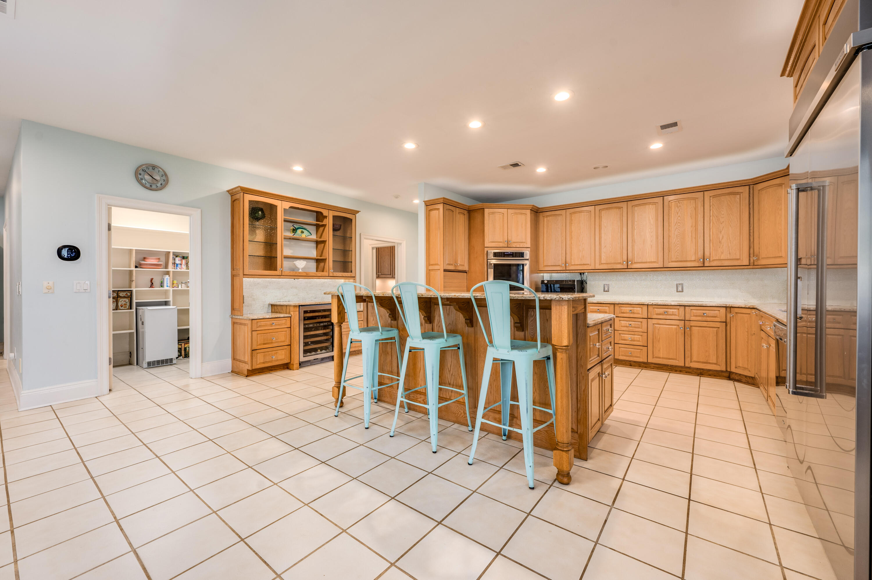 PARADISE BEACH S/D - Residential