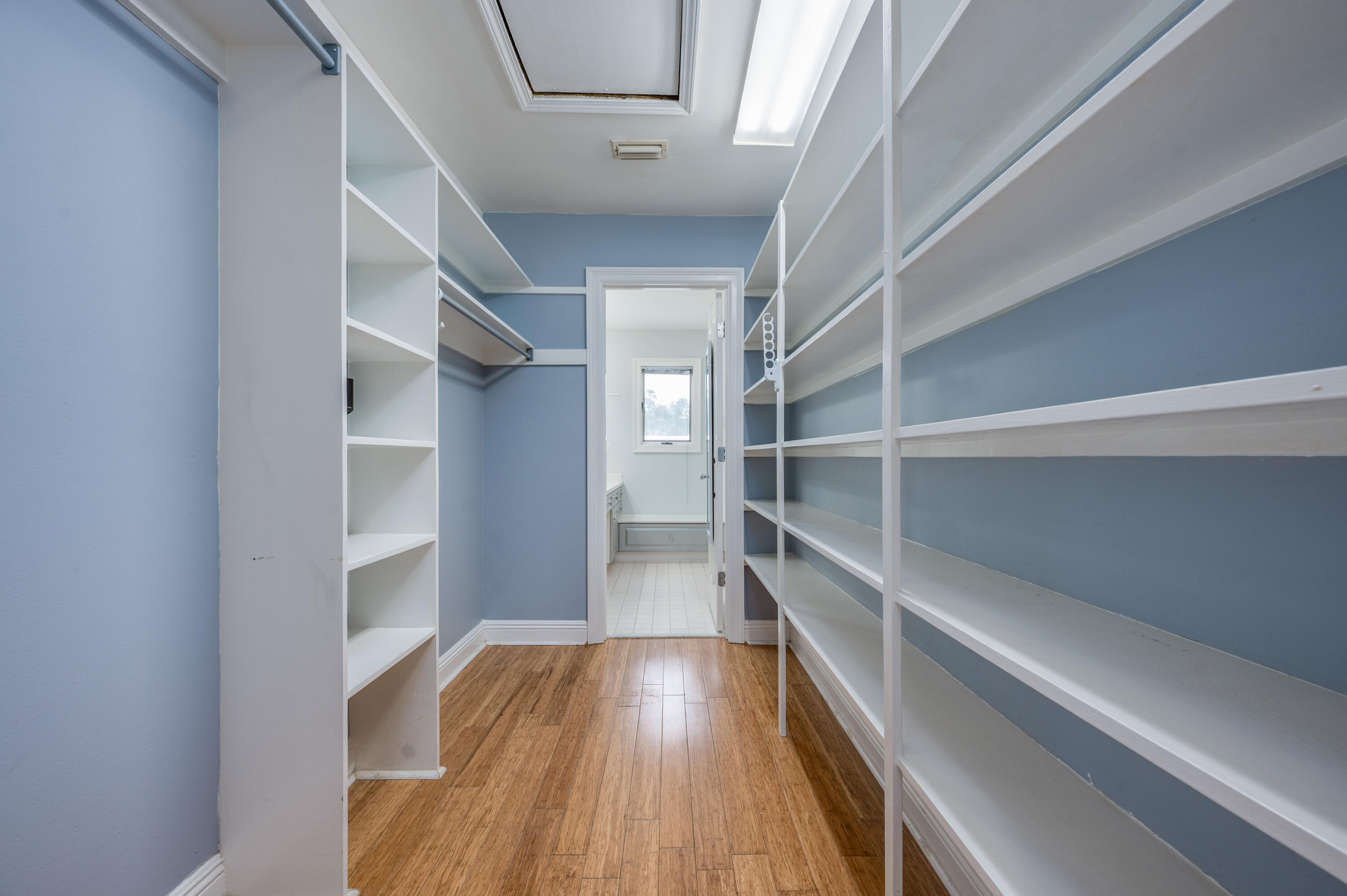 PARADISE BEACH S/D - Residential