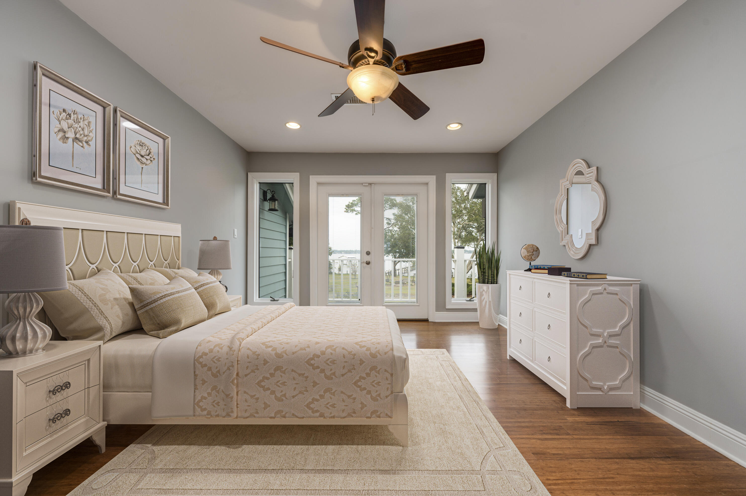 PARADISE BEACH S/D - Residential