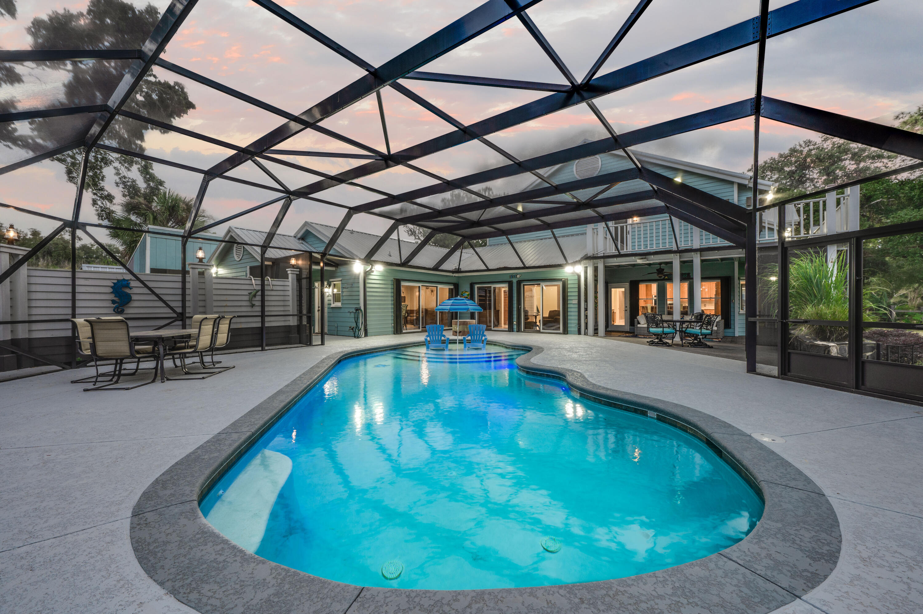 PARADISE BEACH S/D - Residential