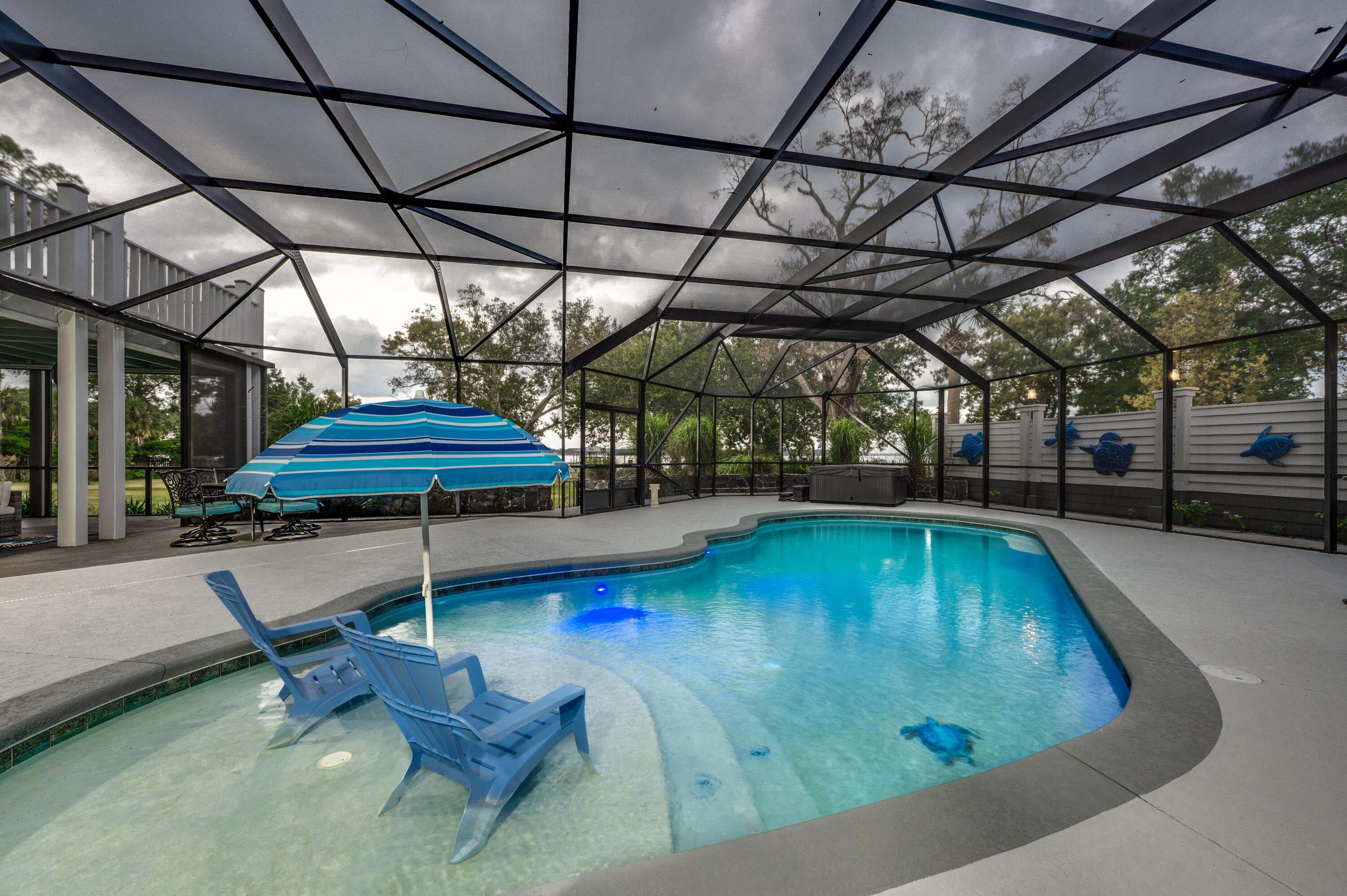 PARADISE BEACH S/D - Residential