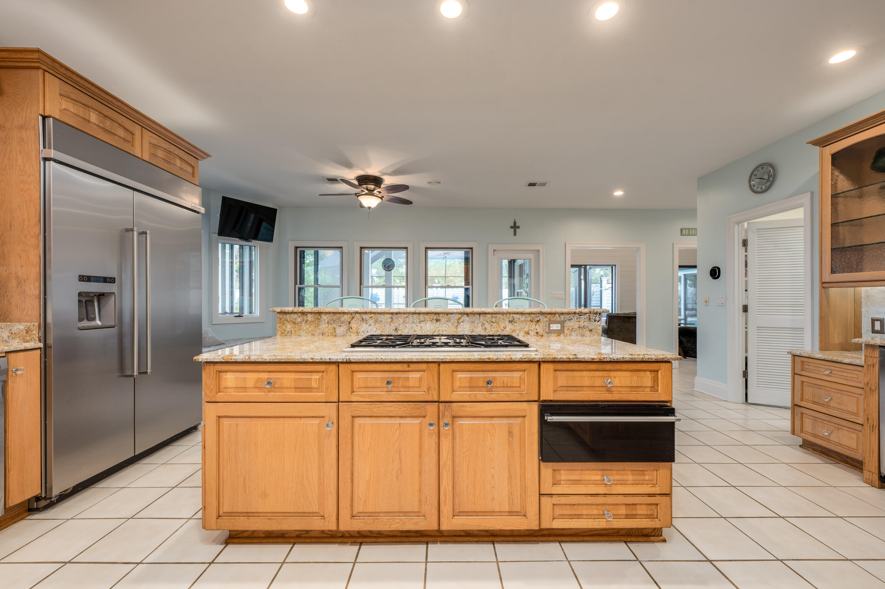 PARADISE BEACH S/D - Residential