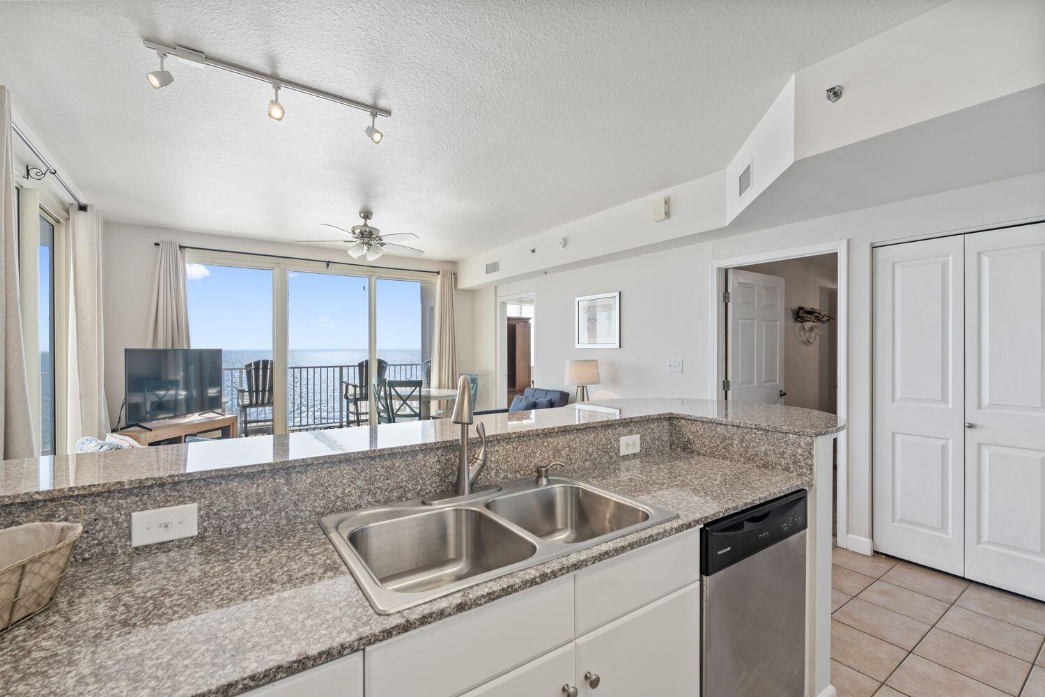 SHORES OF PANAMA - Residential