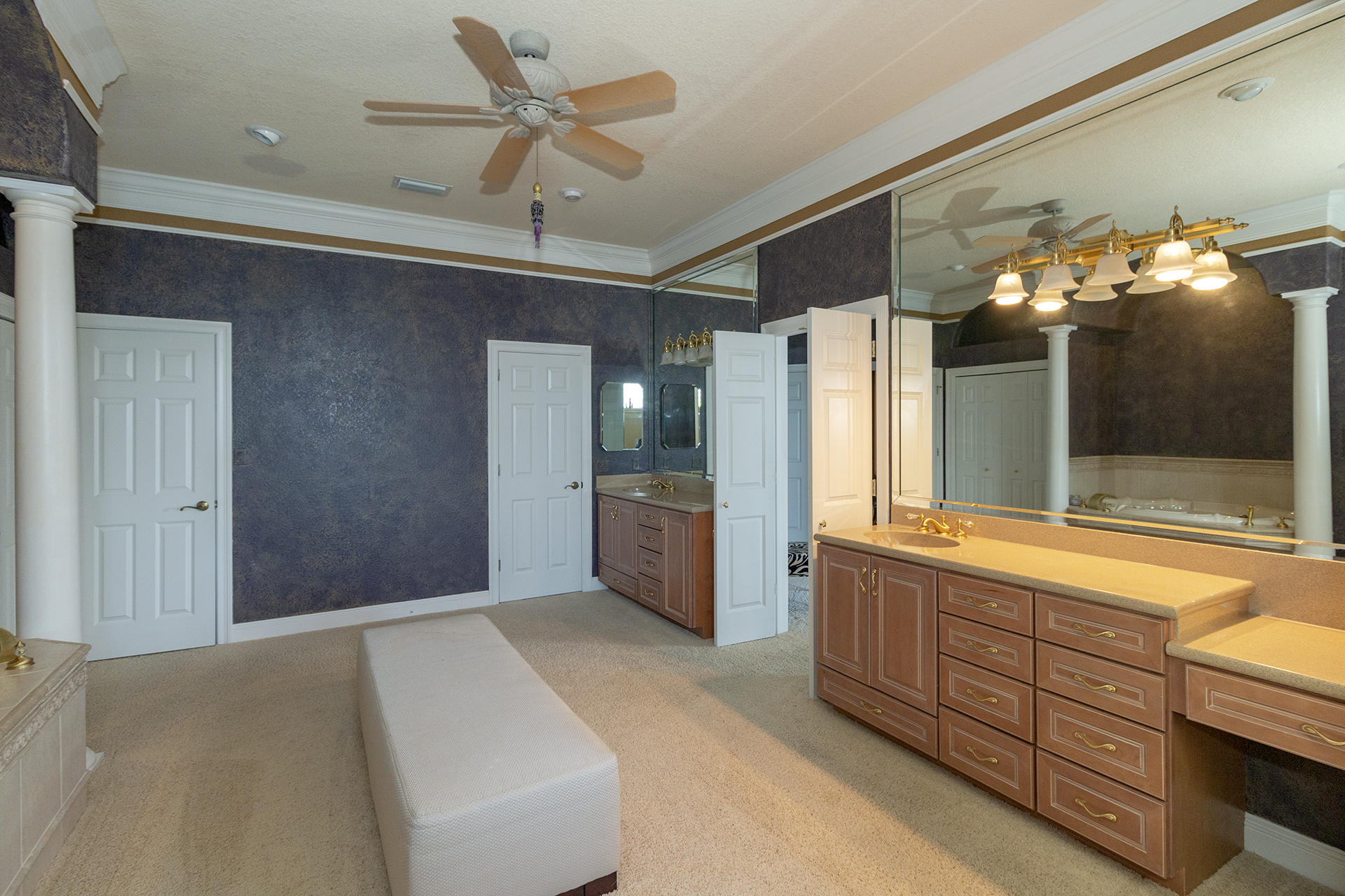 HOLIDAY ISLE - Residential