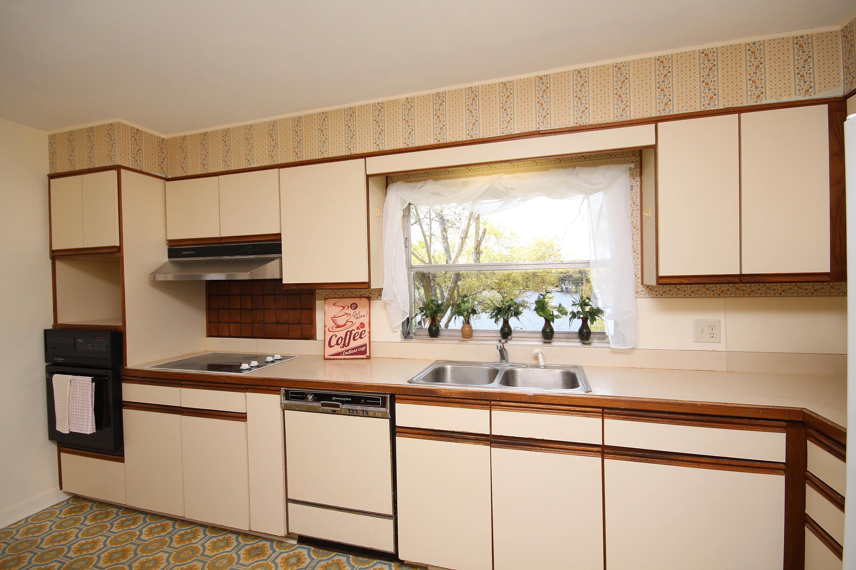 BELLA VISTA ESTATES - Residential