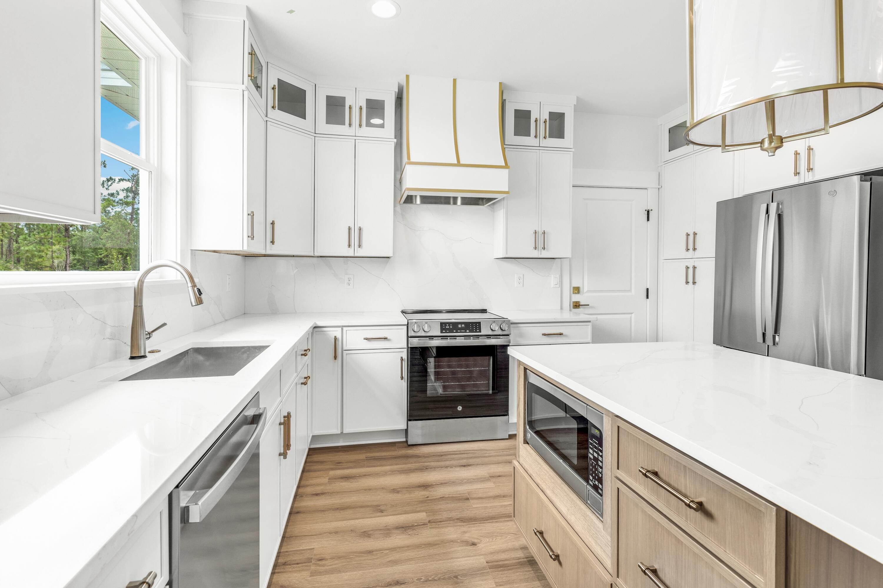 BEAR CREEK COTTAGES - Residential