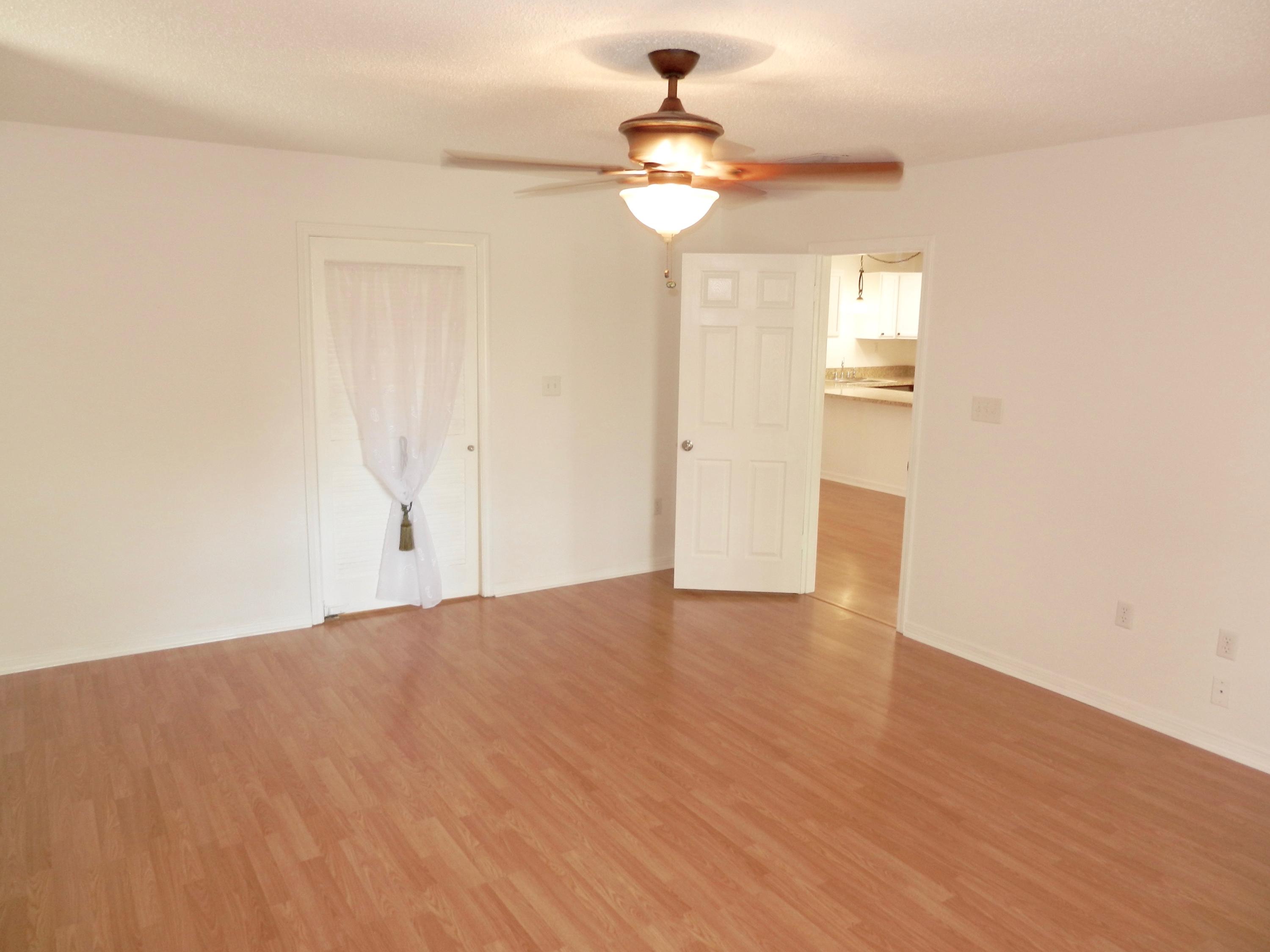 NORTHFORK RANCHETTES - Residential