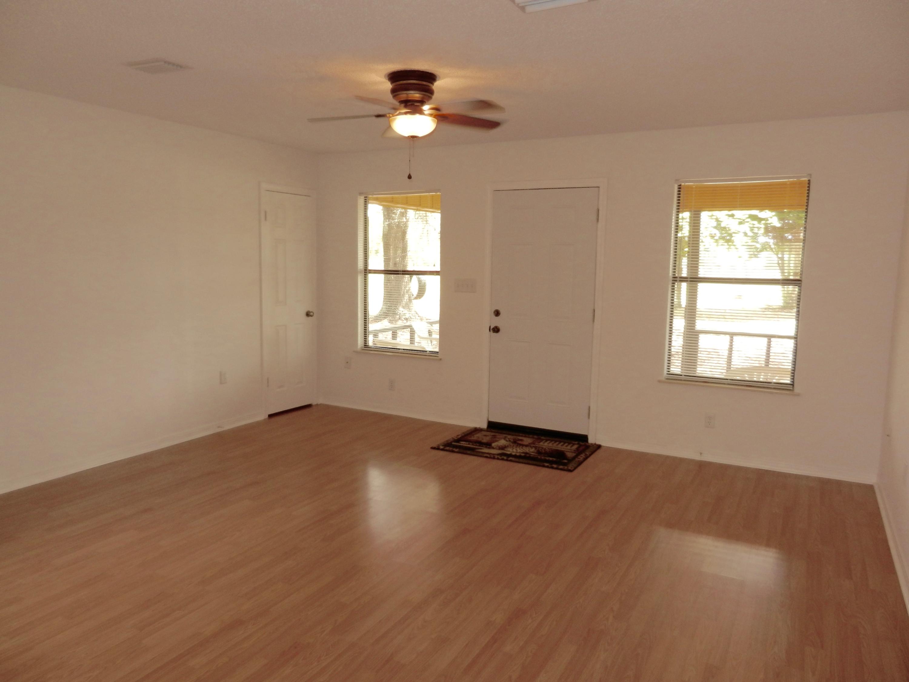 NORTHFORK RANCHETTES - Residential