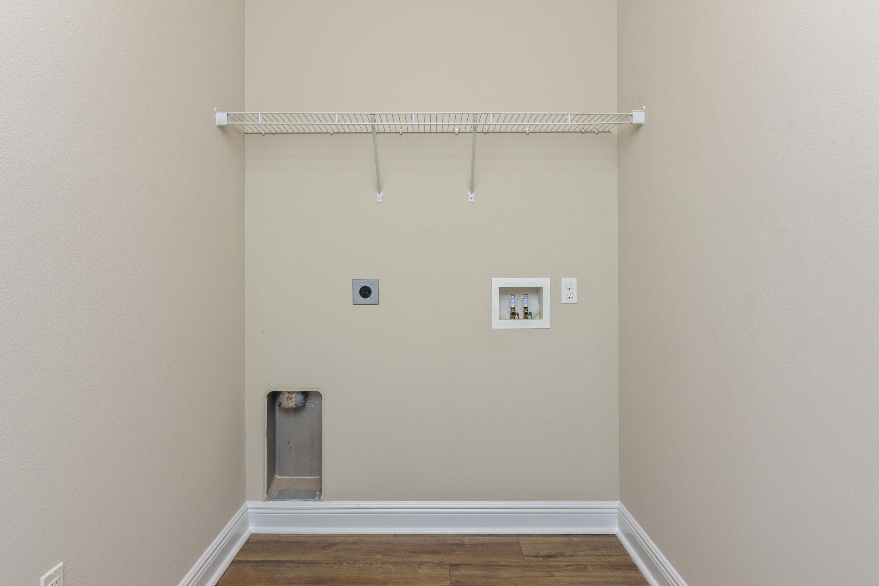 ROLLING RIDGE - Residential