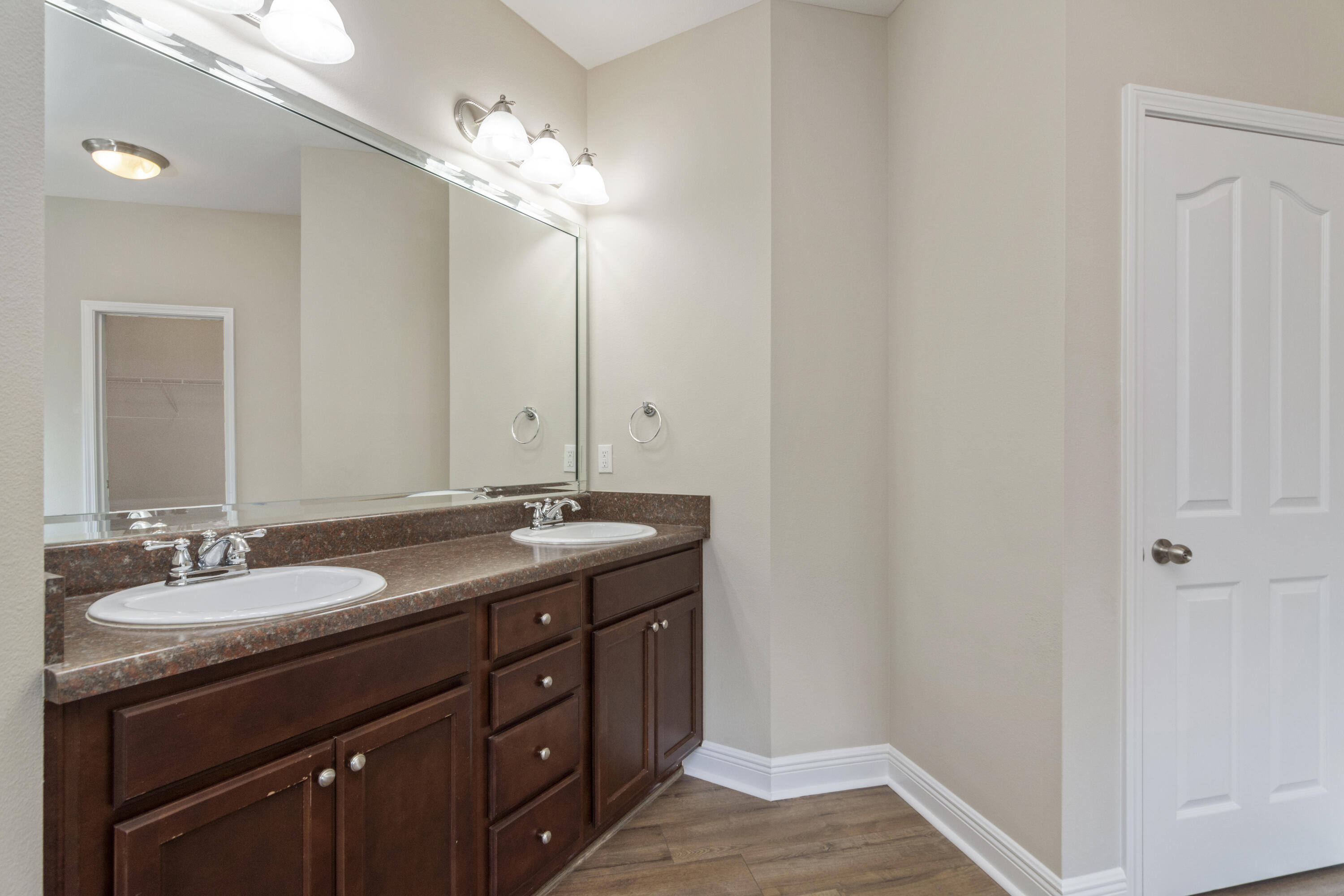 ROLLING RIDGE - Residential