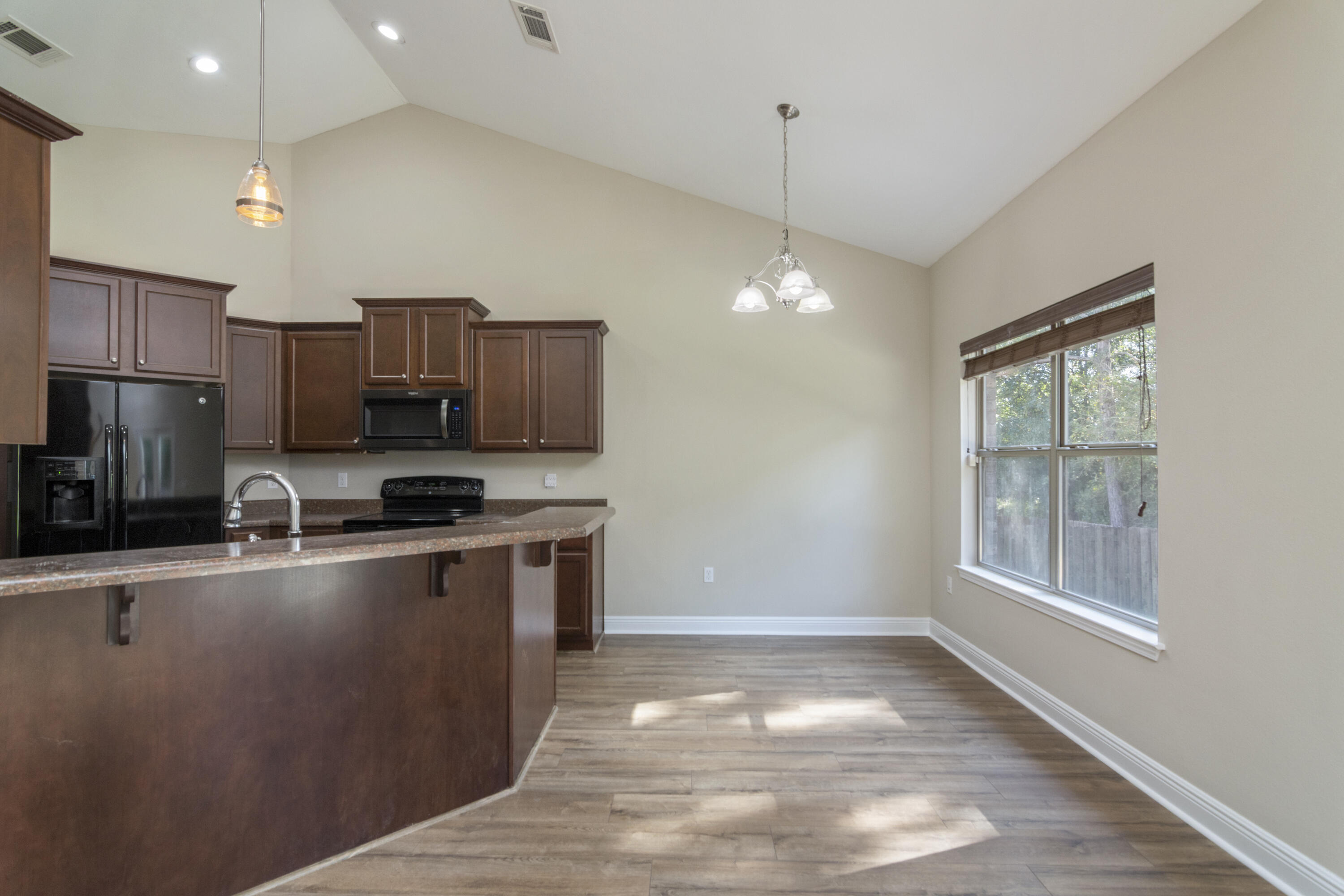 ROLLING RIDGE - Residential