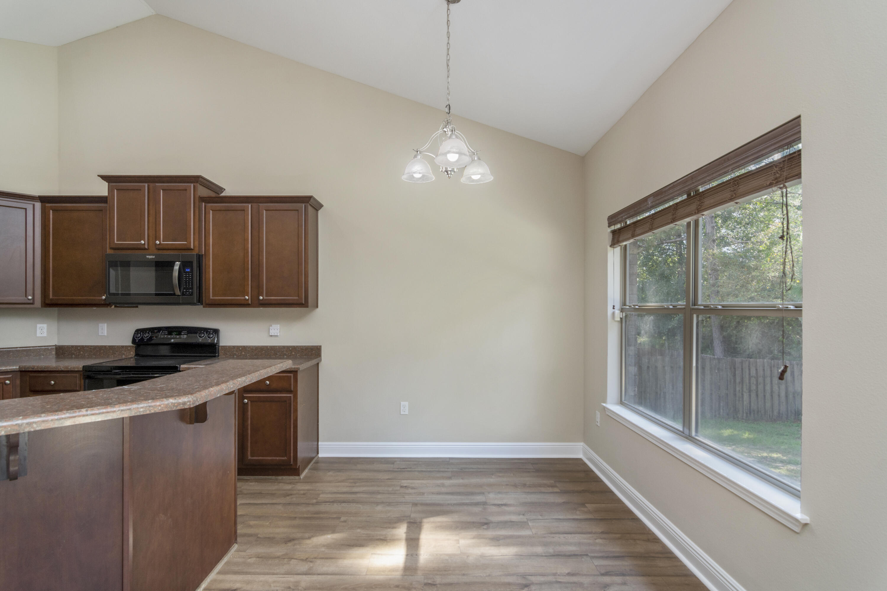 ROLLING RIDGE - Residential