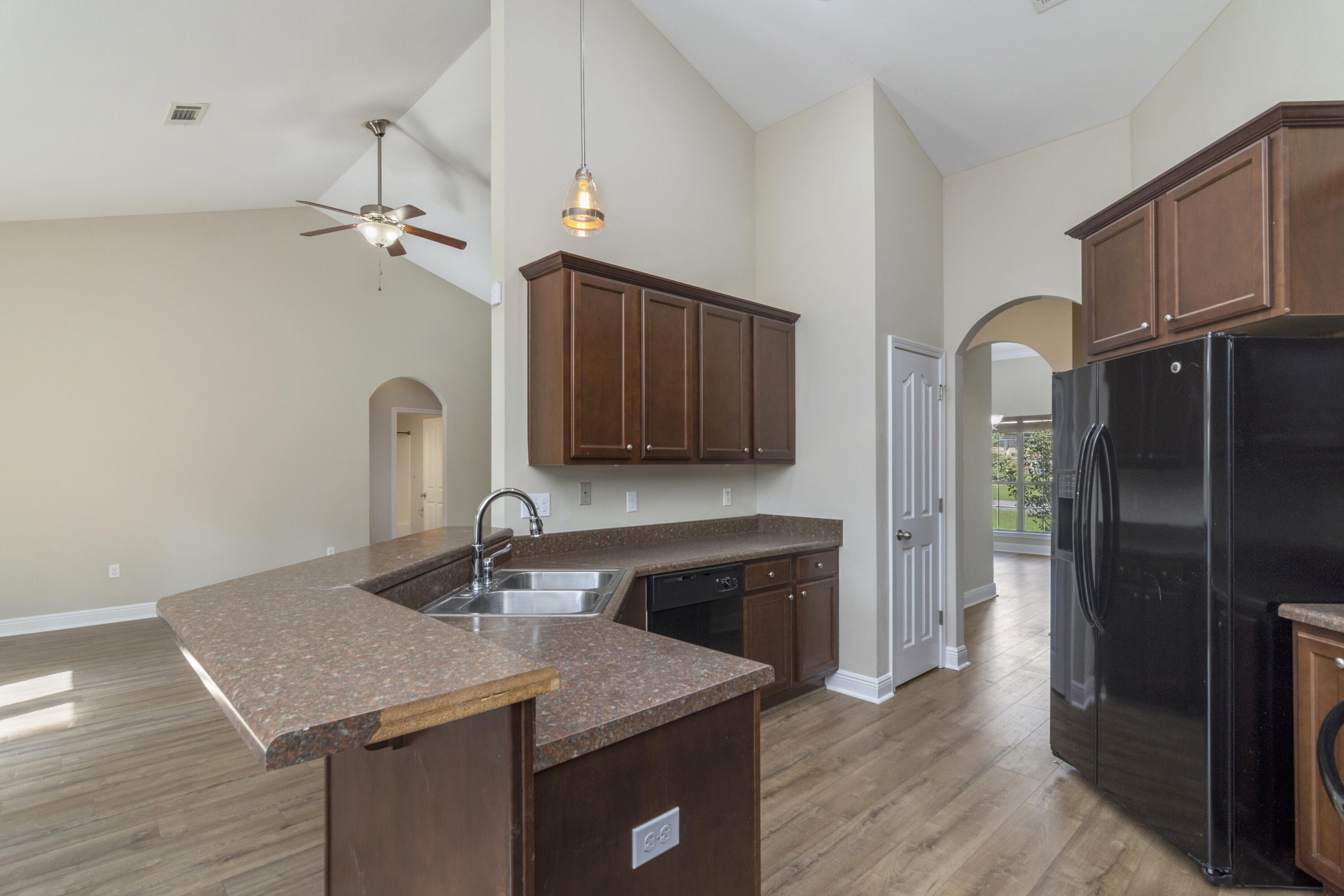 ROLLING RIDGE - Residential