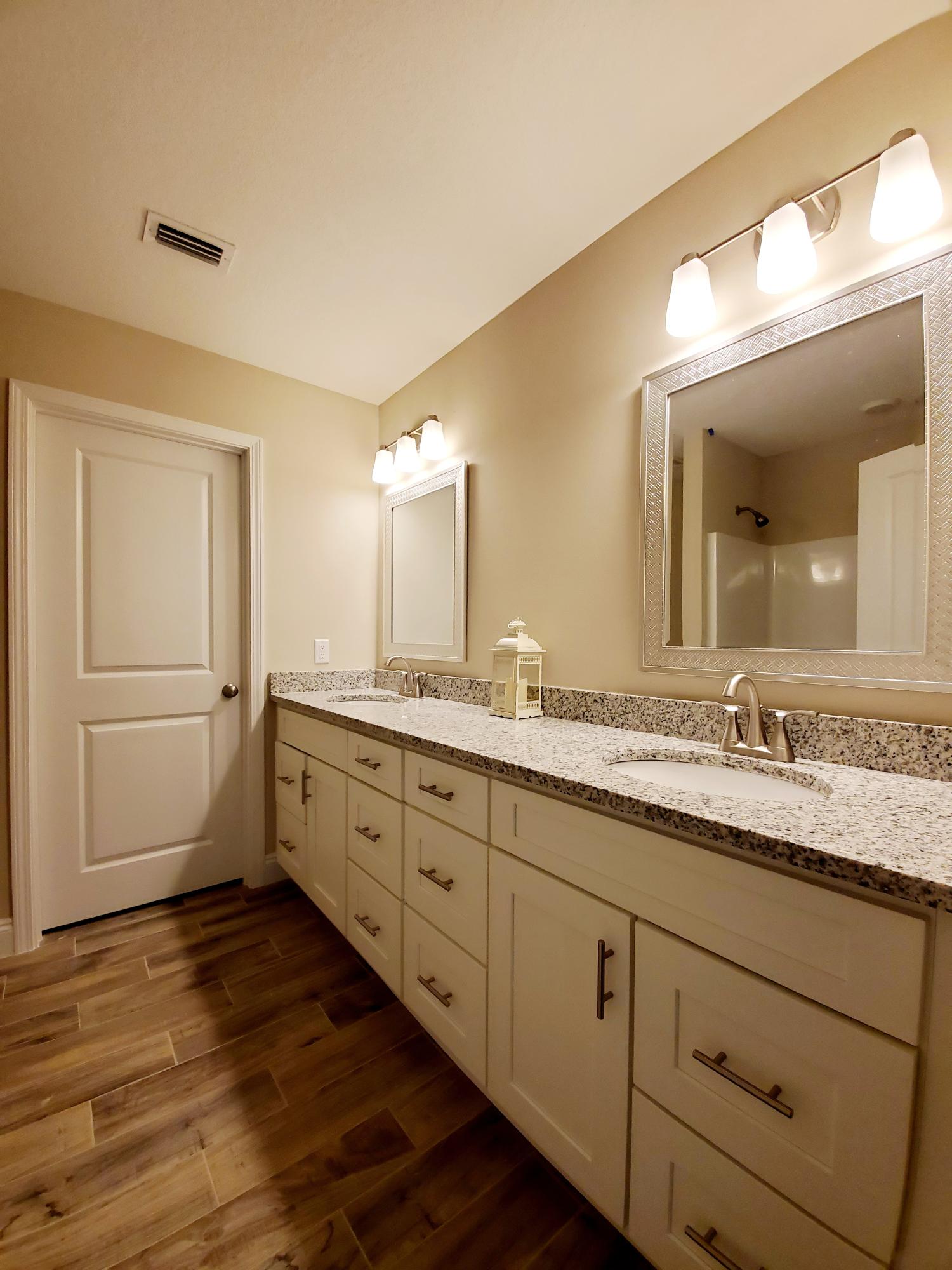 GARDEN CITY - Residential