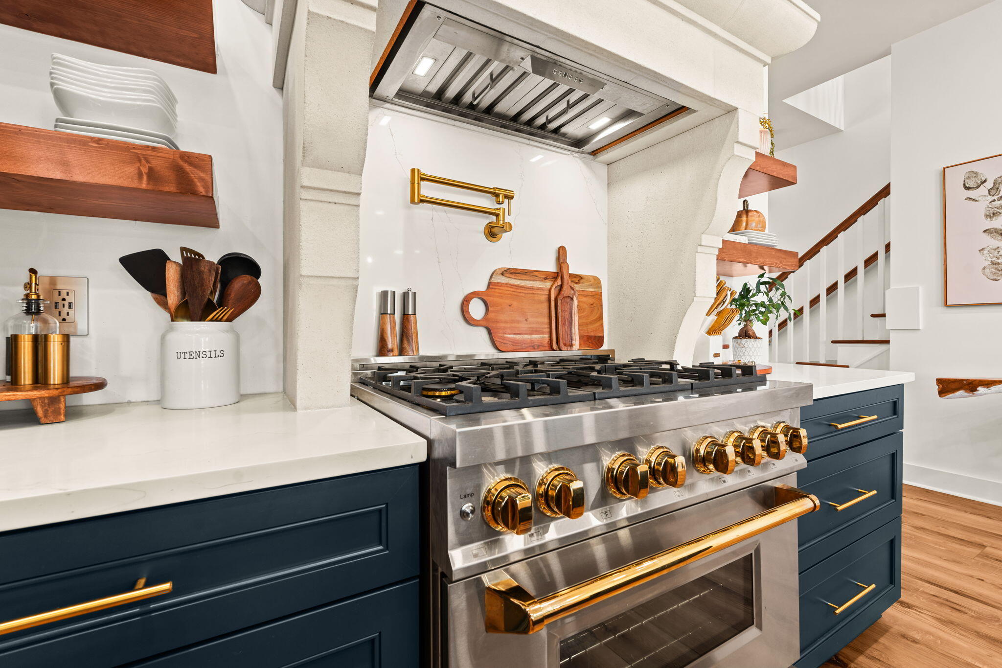 MAGNOLIA BEACH 2ND ADDN - Residential