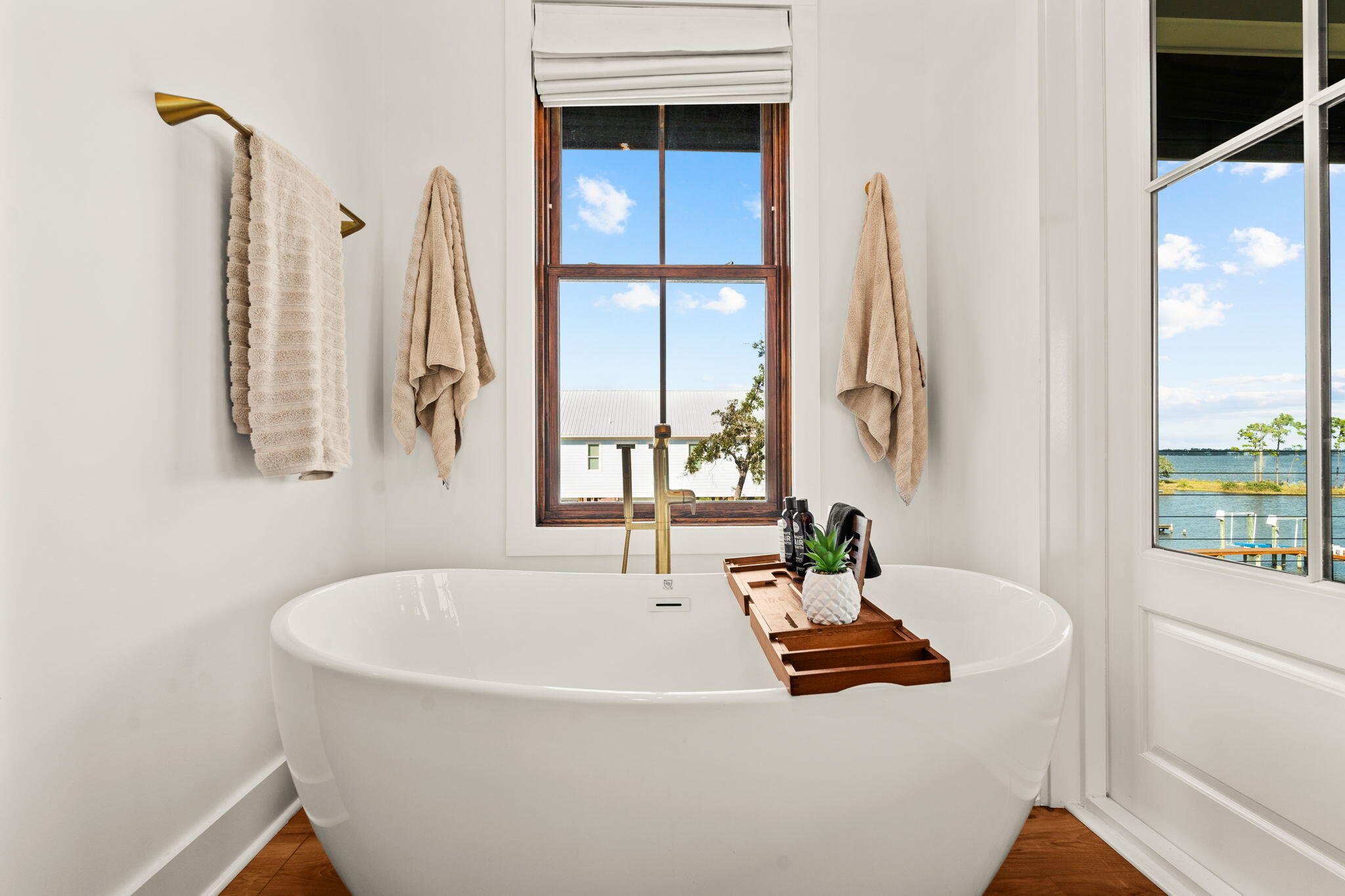 MAGNOLIA BEACH 2ND ADDN - Residential