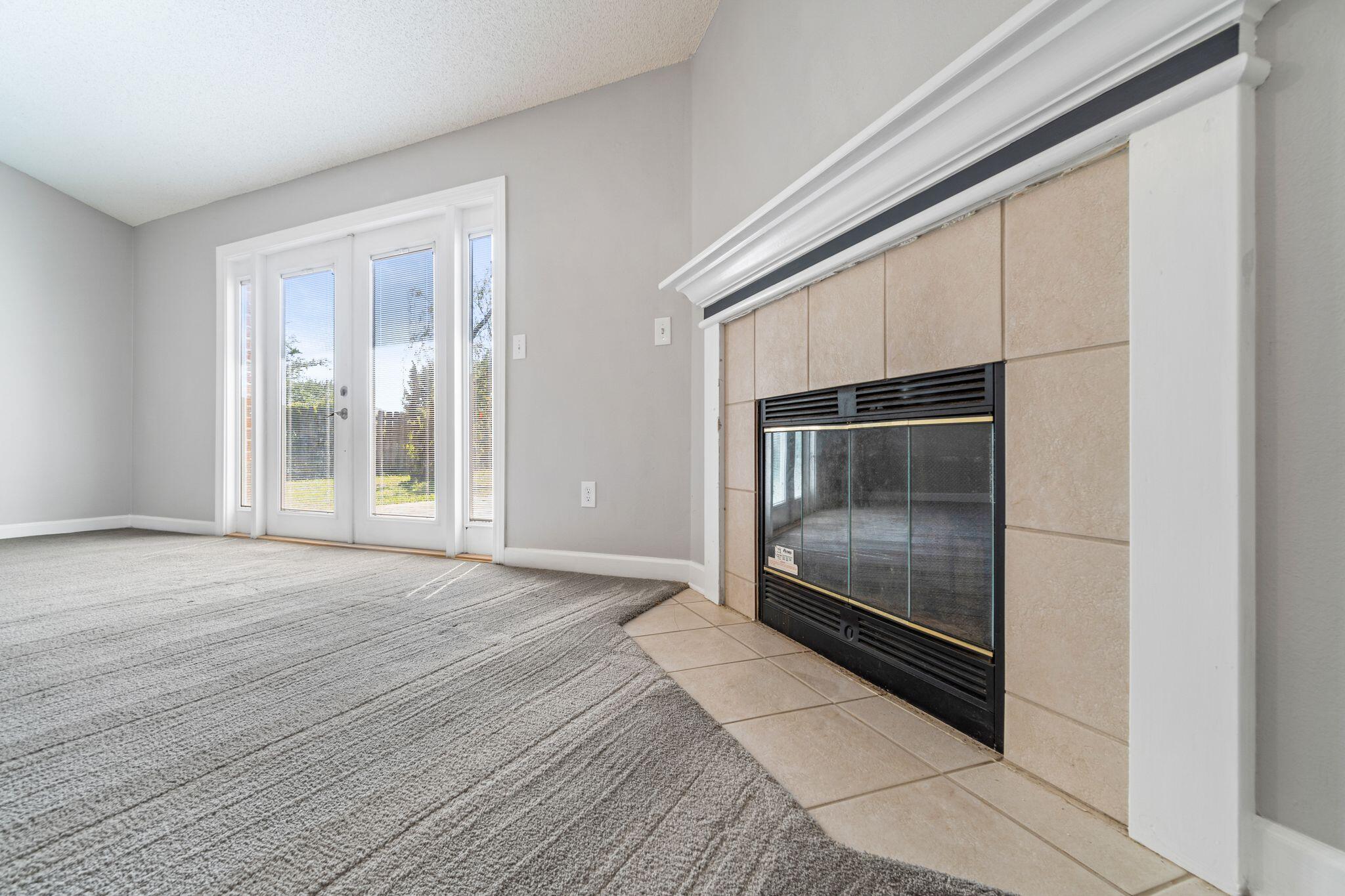 INDIAN LAKE - Residential