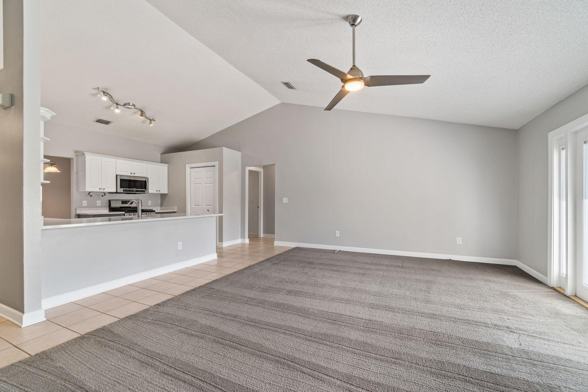 INDIAN LAKE - Residential