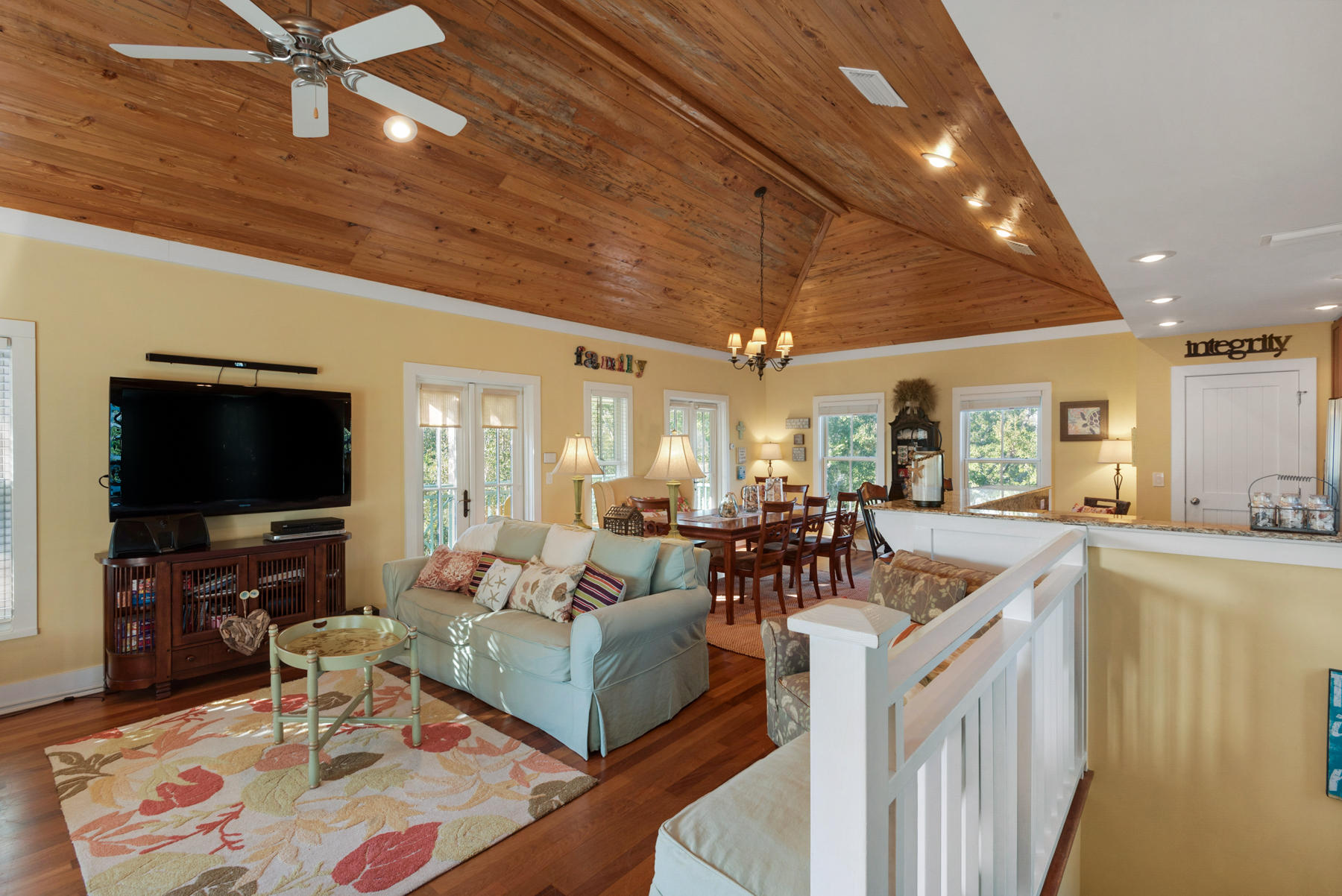 MAGNOLIA COTTAGES BY THE SEA - Residential