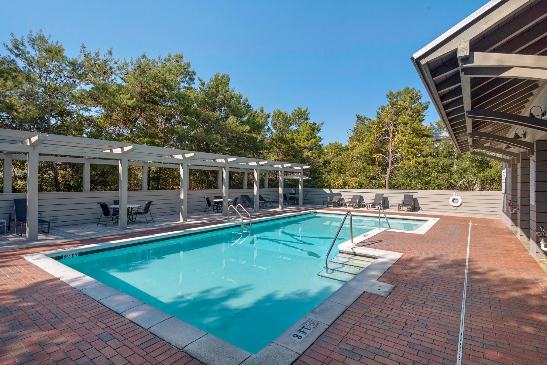 MAGNOLIA COTTAGES BY THE SEA - Residential