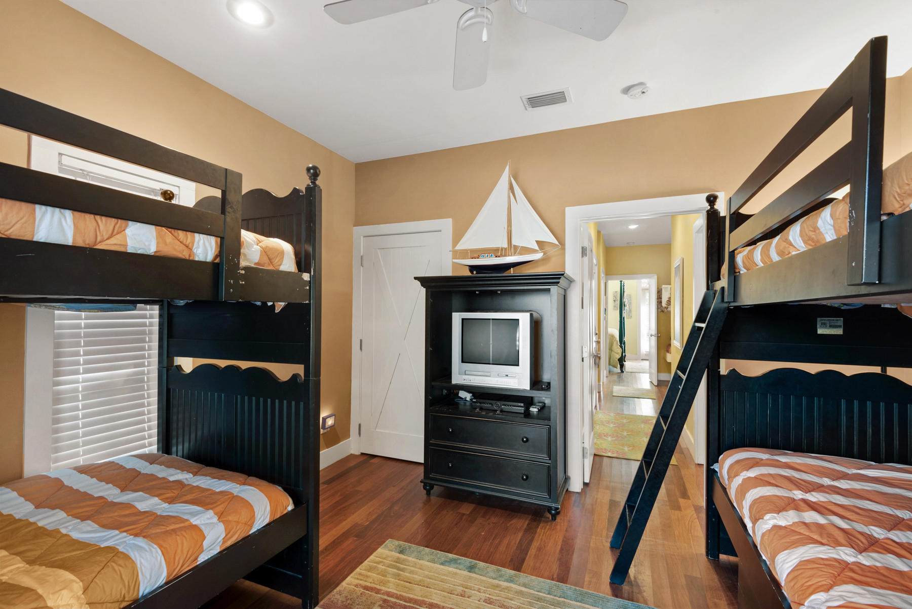 MAGNOLIA COTTAGES BY THE SEA - Residential