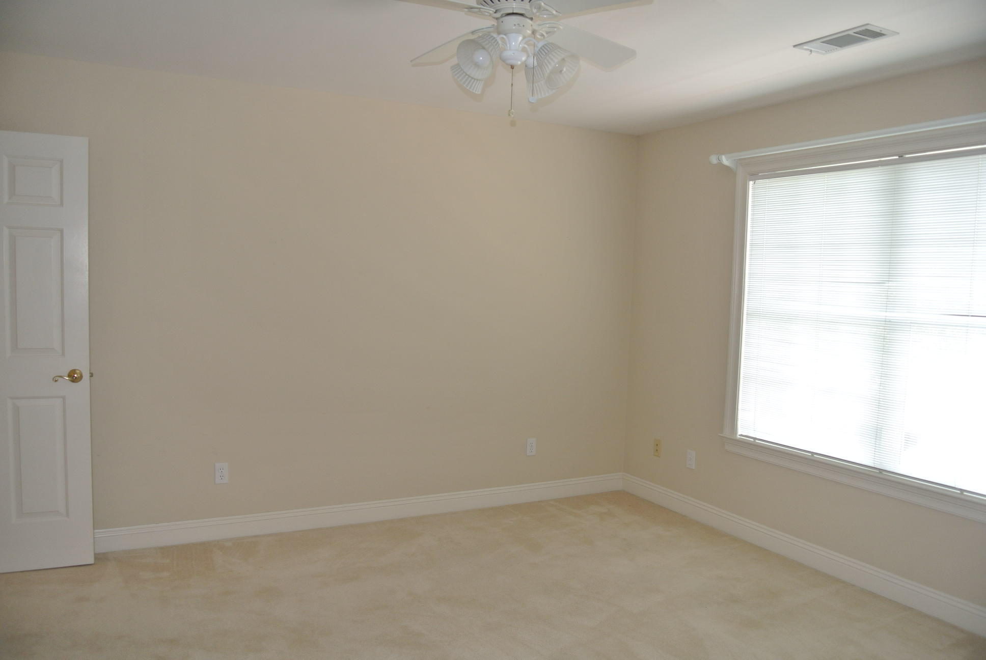 TURNBERRY PLACE - Residential Lease