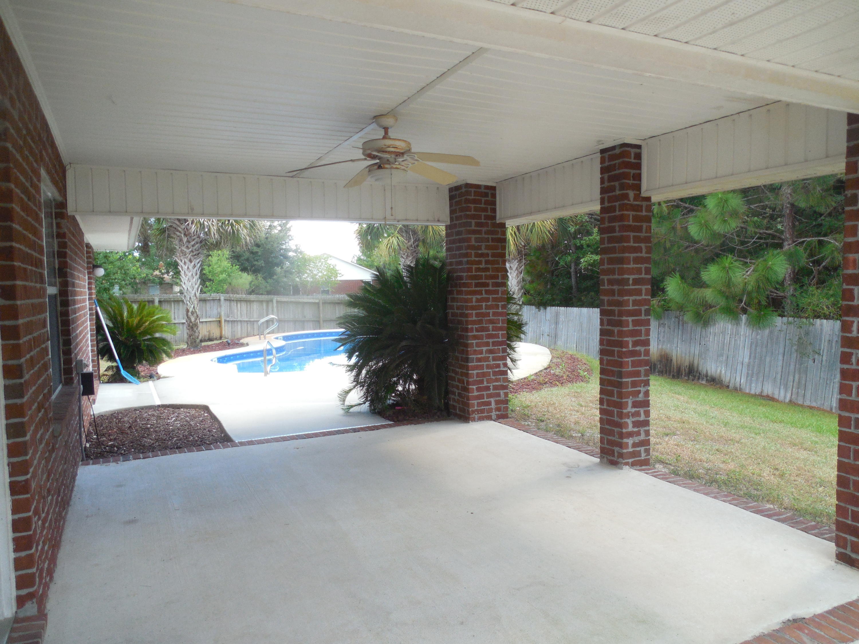 CREETWOODS - Residential