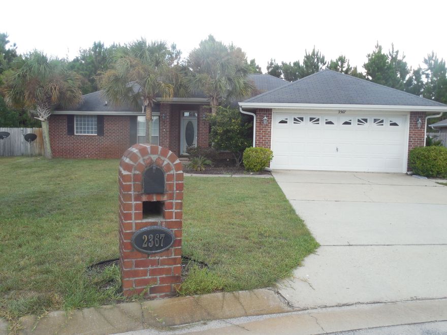 ENJOY THIS ENTERTAINING ALL BRICK HOME WITH SPARKLING POOL(NEW LINER). COVERED PATIO WITH AN EXTRA CONCRETE PAD IS GREAT FOR BBQ! PRIVACY FENCED BACK YARD WITH SPRINKLER SYSTEM & LAWN PUMP. STEP INSIDE! HOME HAS SPLIT FLOOR PLAN WITH A FORMAL DINING ROOM & OFFICE/STUDY ROOM. PLANT SHELVE, CATHEDRAL CEILING & CORNER FIREPLACE WITH MANTLE ACCENTS THE LIVING ROOM. BRIGHT KITCHEN HAS STAINLESS STEEL APPLIANCES,INCL. REFRIGERATOR W/ ICE MAKER. PANTRY, BREAKFAST ROOM & BREAKFAST BAR. BEAUTIFUL CERAMIC TILE FLOORS IN FOYER, FORMAL DINING ROOM, KITCHEN, BREAKFAST ROOM, LAUNDRY ROOM & BATHROOMS. SPACIOUS MASTER BEDROOM WITH WALK-IN CLOSETS. MASTER BATHROOM HAS TWO SEPARATE VANITIES, SEPARATE SHOWER & WHIRLPOOL TUB.SEE PHOTOS WOODED AREA BUFFER IN THE BACK FOR PRIVACY. DON'T MISS SEEING THIS HOME!!