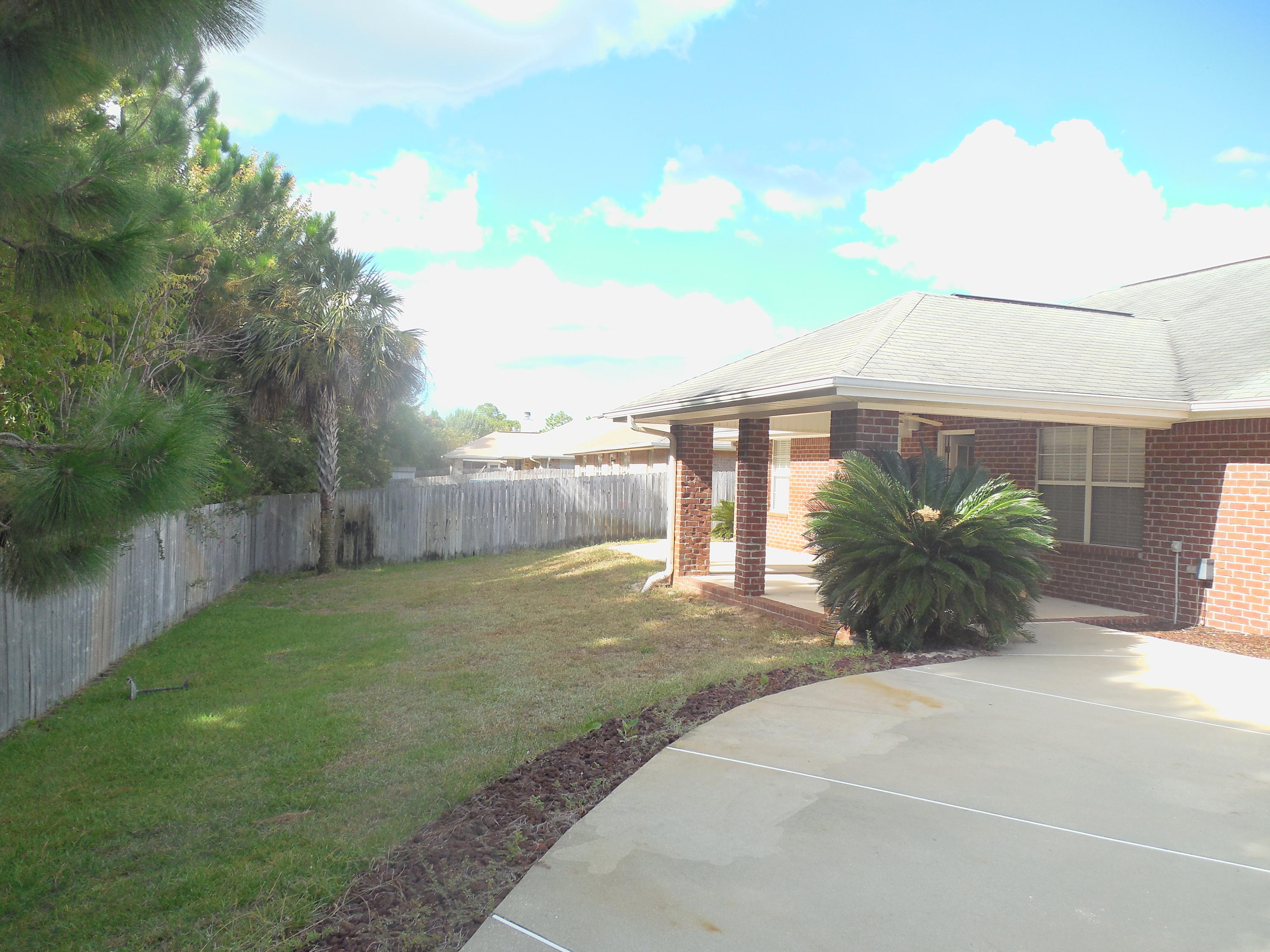 CREETWOODS - Residential