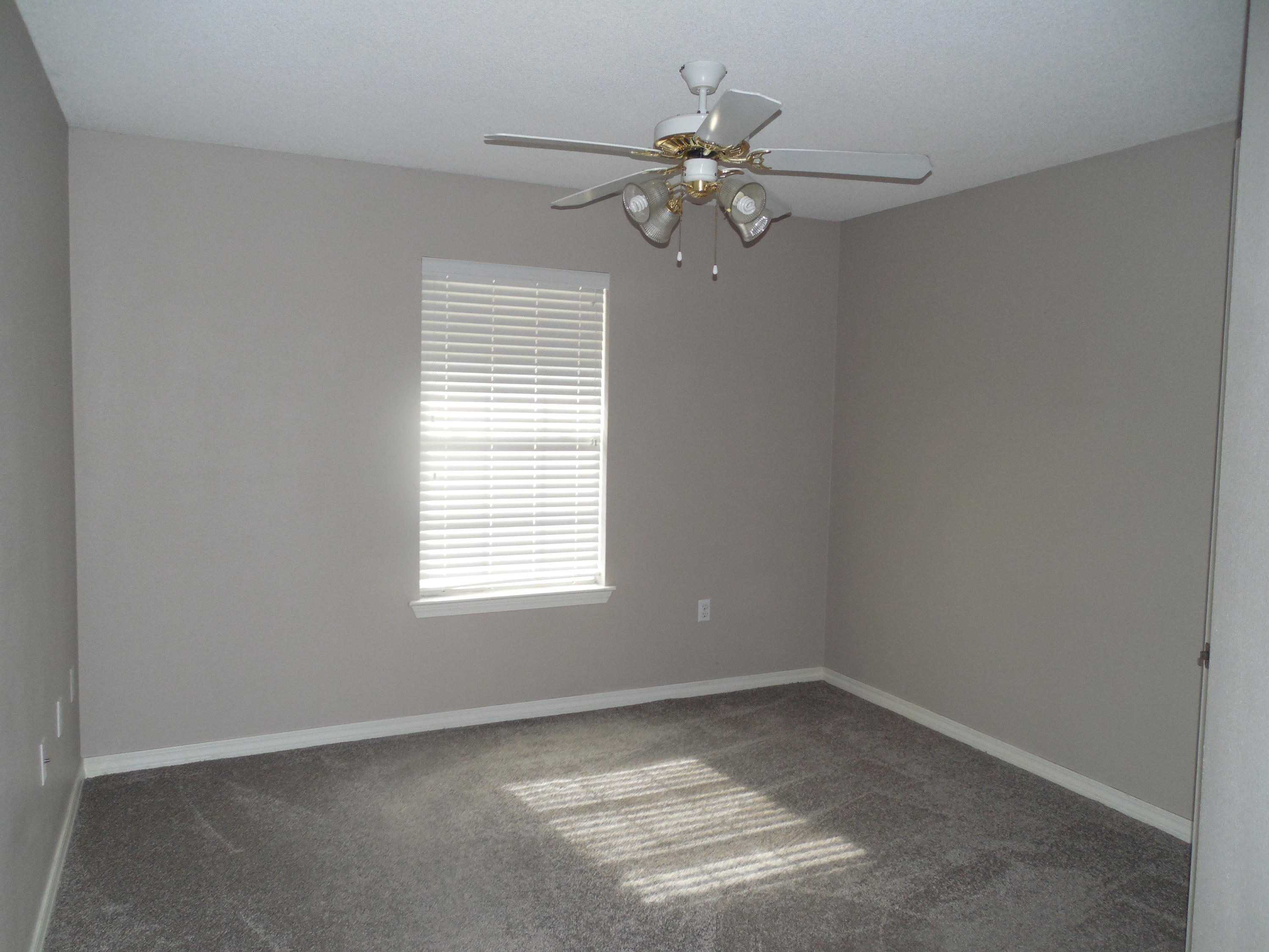 CREETWOODS - Residential