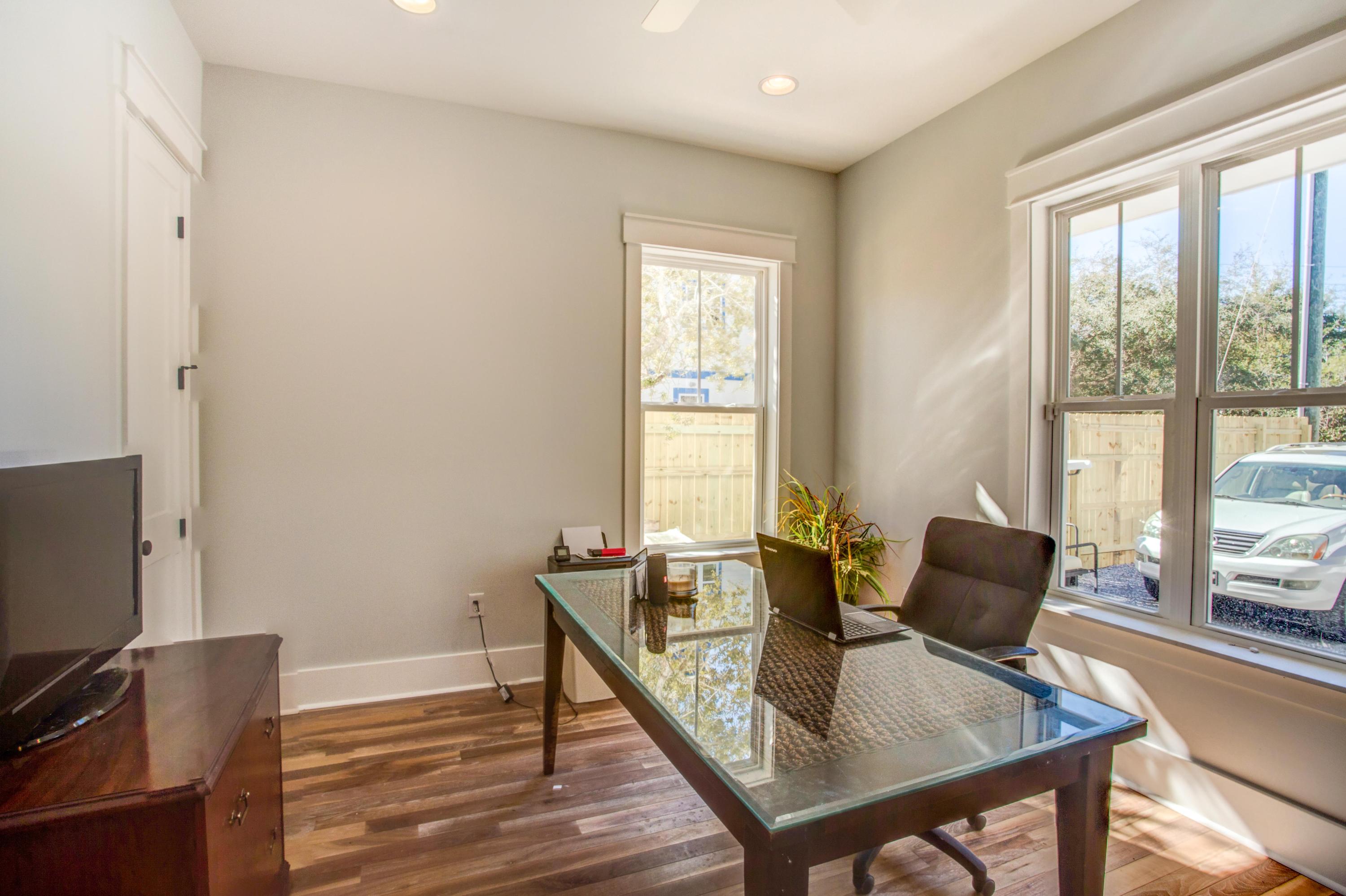 GULF SHORE MANOR - Residential