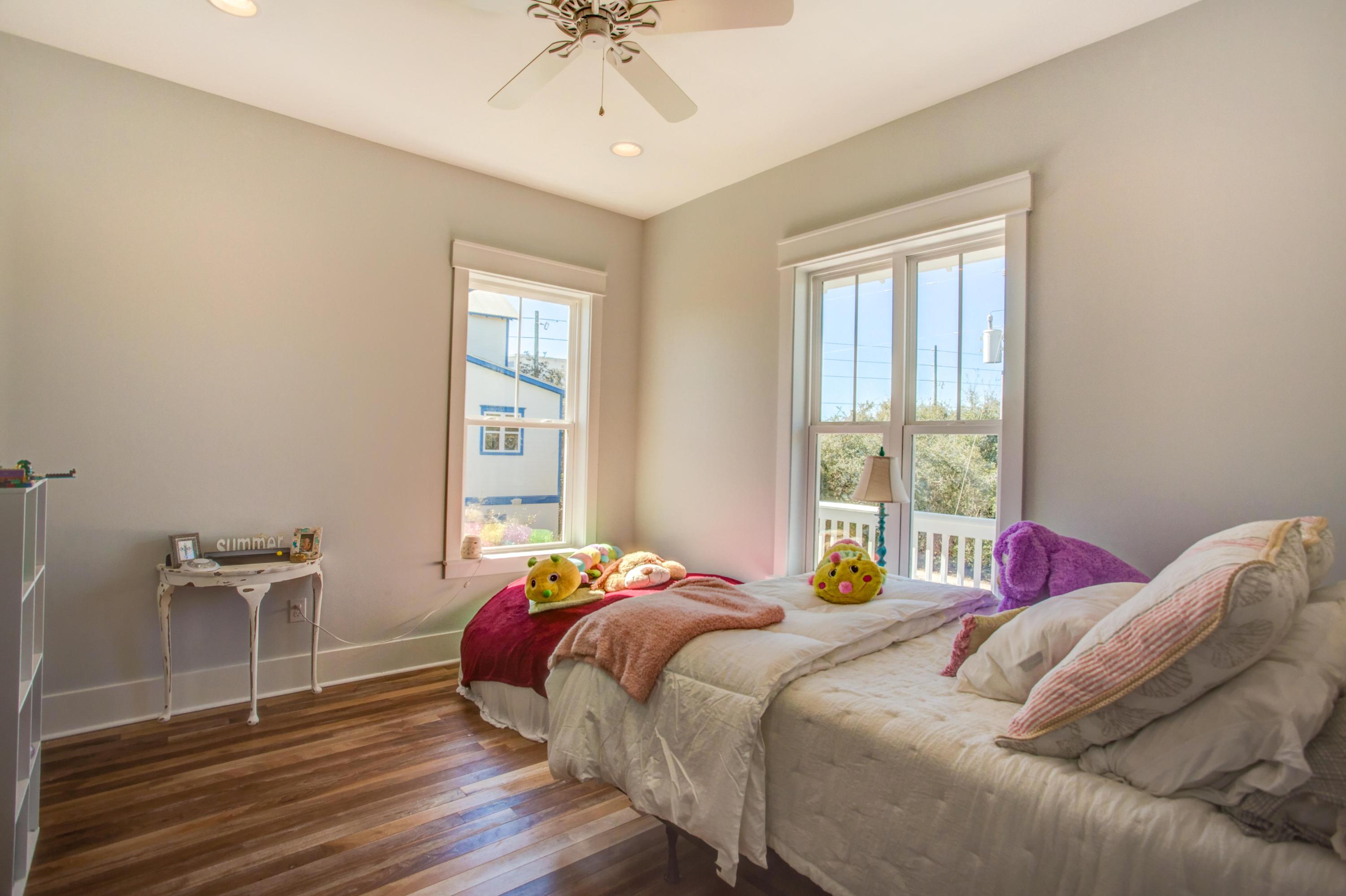 GULF SHORE MANOR - Residential